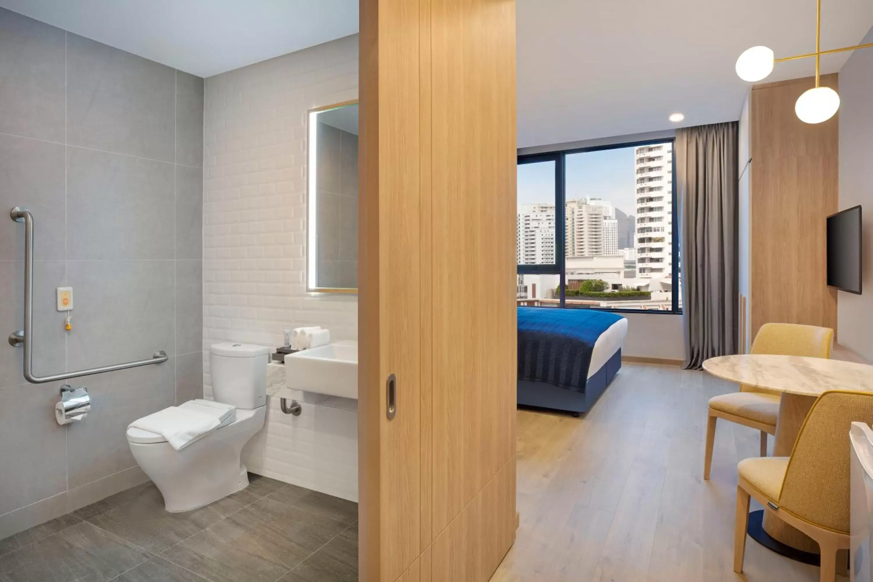 Photo of the whole room, Bathroom in Staybridge Suites Bangkok Thonglor, an IHG Hotel