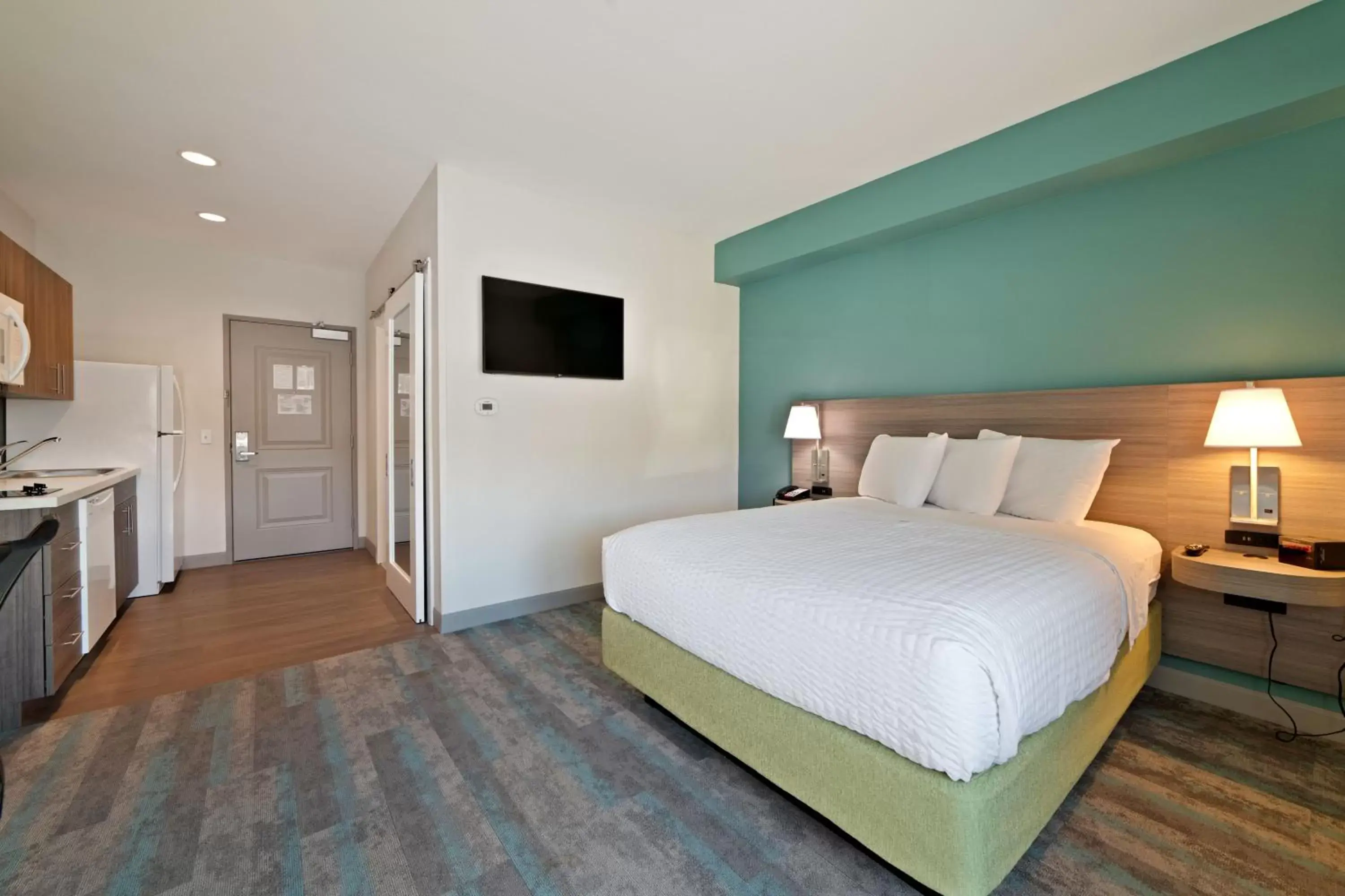Bed in Extended Stay America Premier Suites - Greenville - Woodruff Road