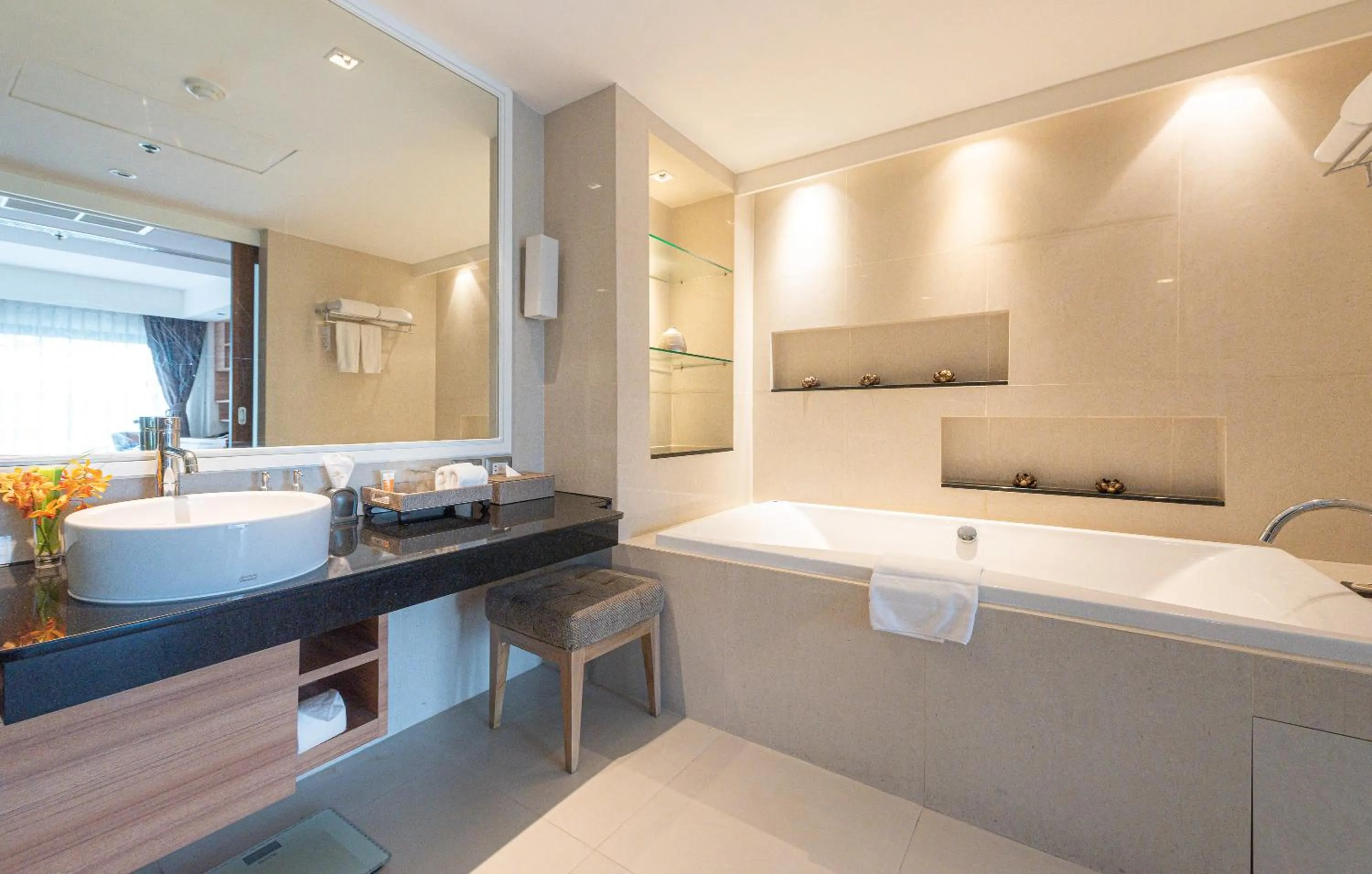 Bathroom in Summit Windmill Golf Suite Hotel at Suvarnabhumi