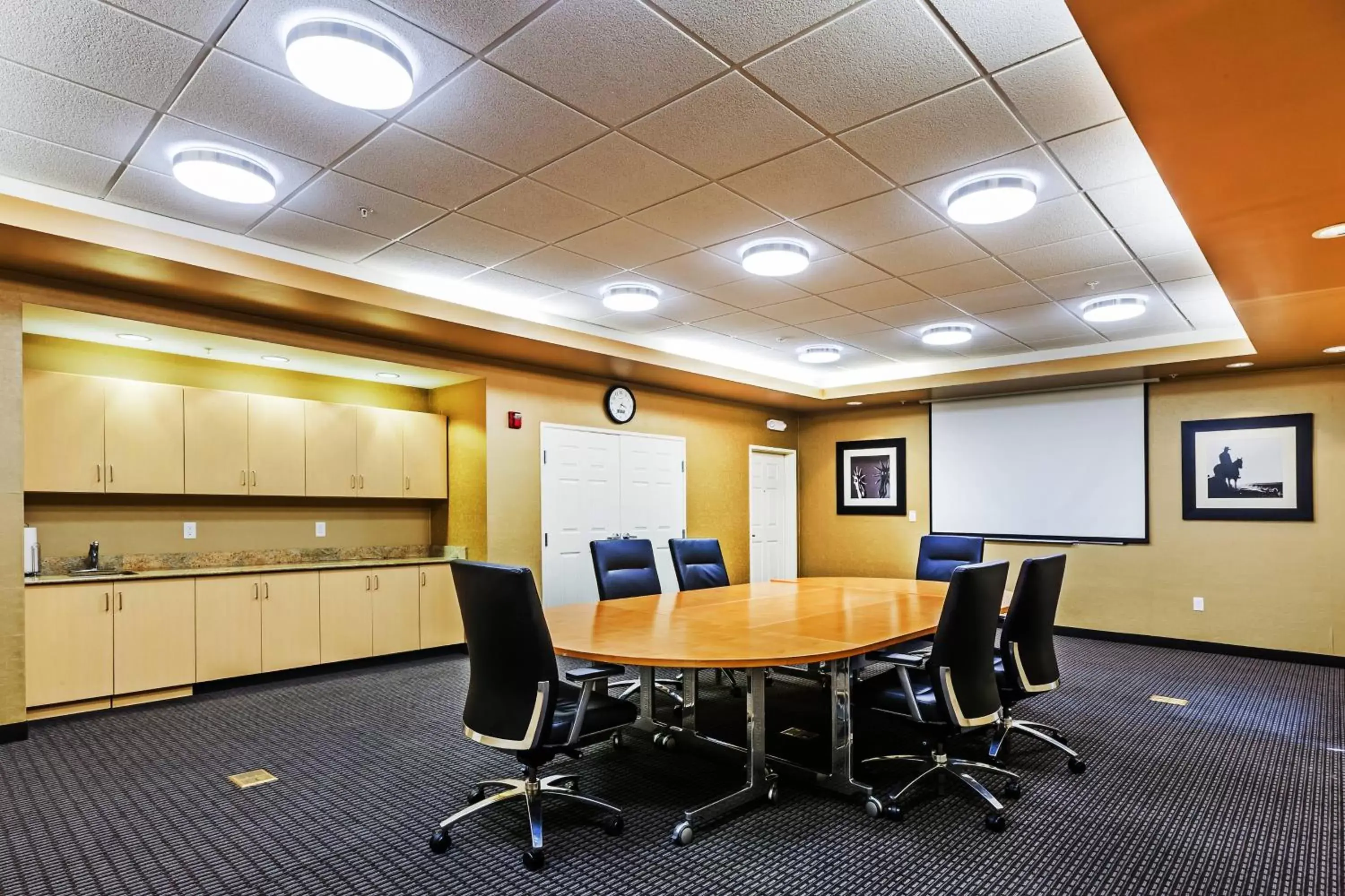 Meeting/conference room in TownePlace Suites by Marriott Tulsa Broken Arrow