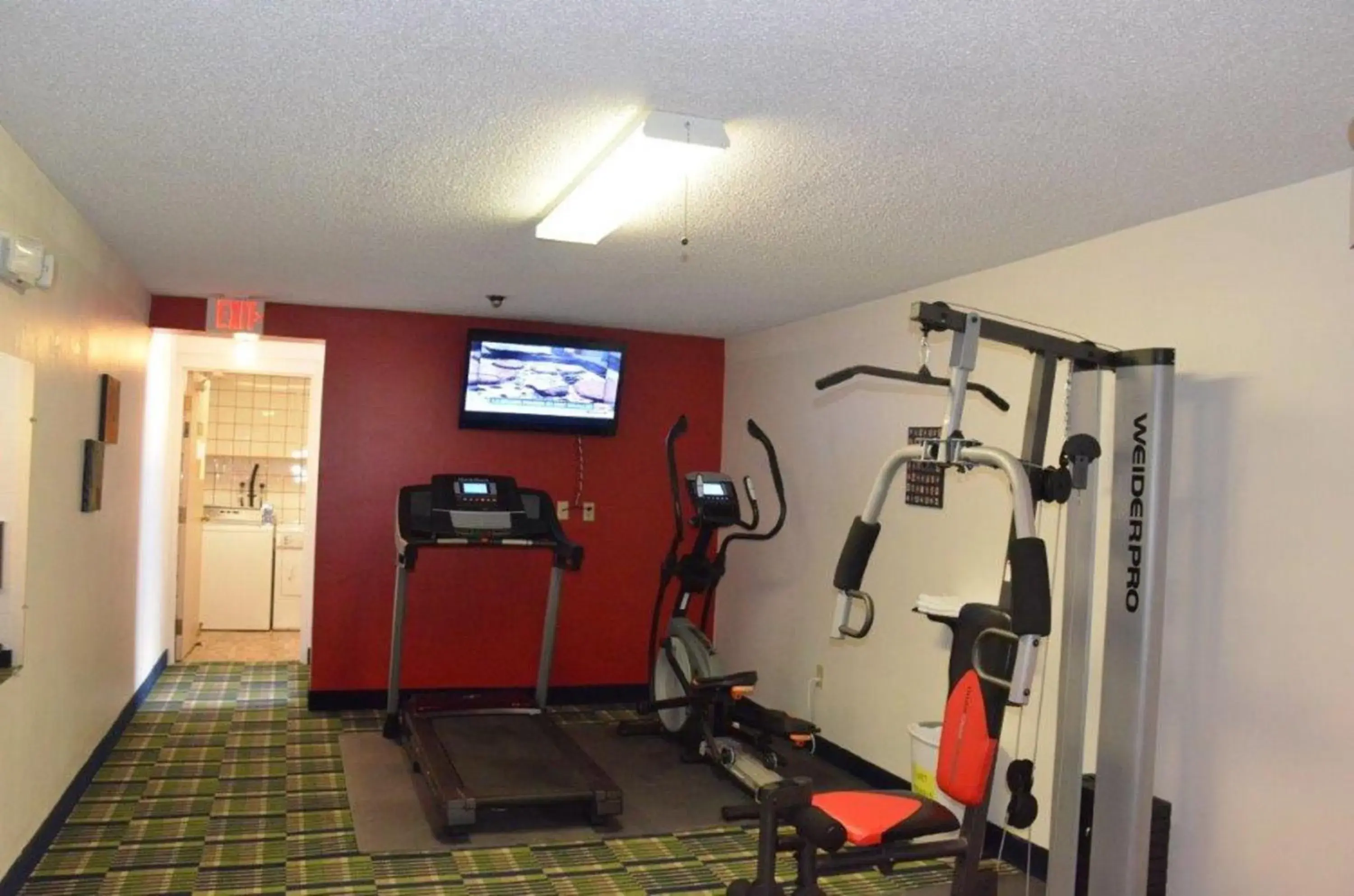 Property building, Fitness Center/Facilities in Dakota Inn Minot
