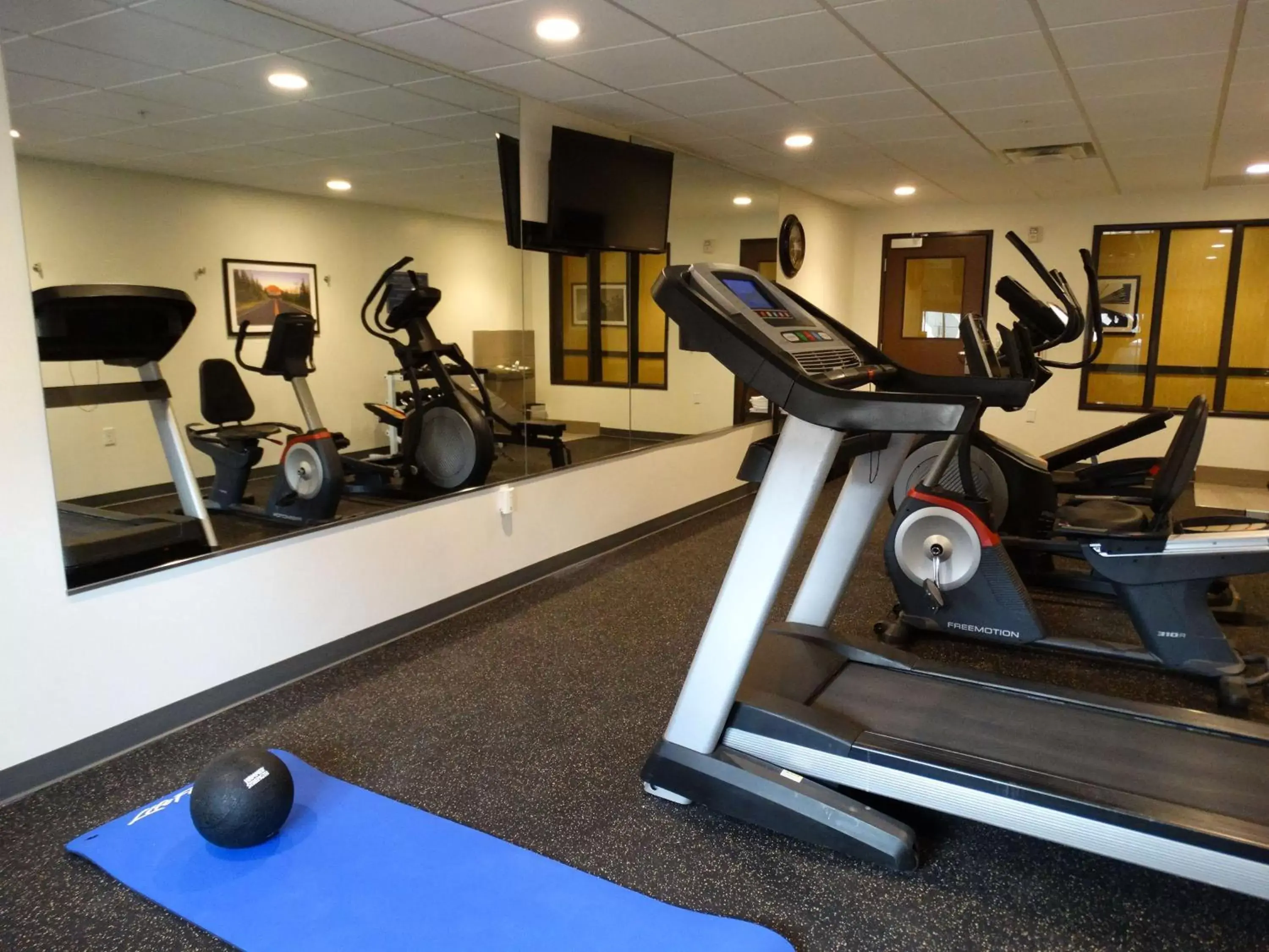 Fitness centre/facilities, Fitness Center/Facilities in Best Western Duchesne Inn