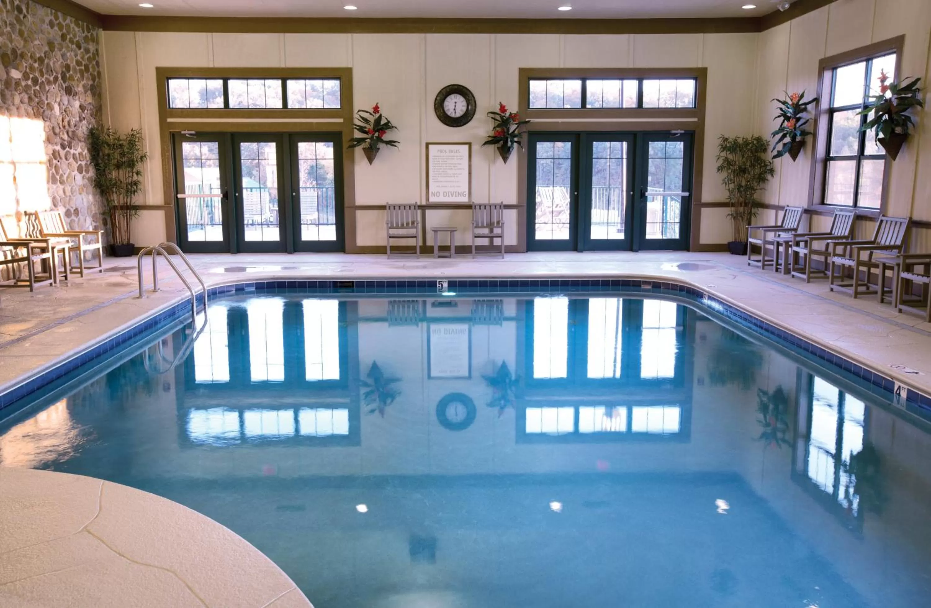 Swimming pool in Club Wyndham Smoky Mountains