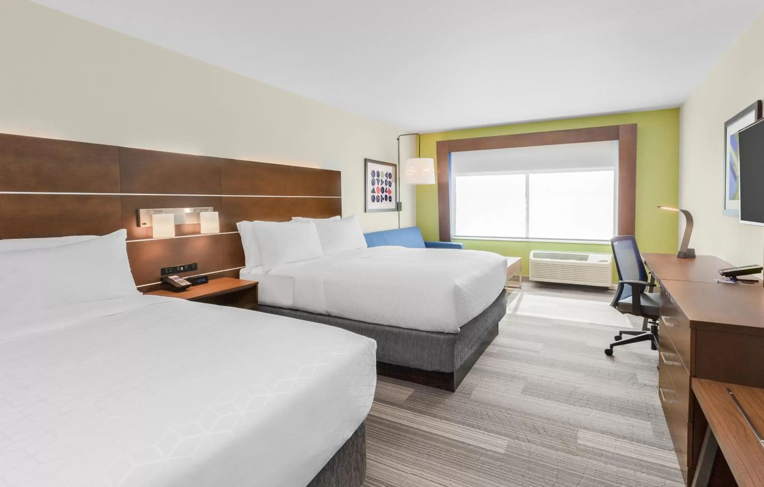 Photo of the whole room, Bed in Holiday Inn Express & Suites - Union Gap - Yakima Area, an IHG Hotel