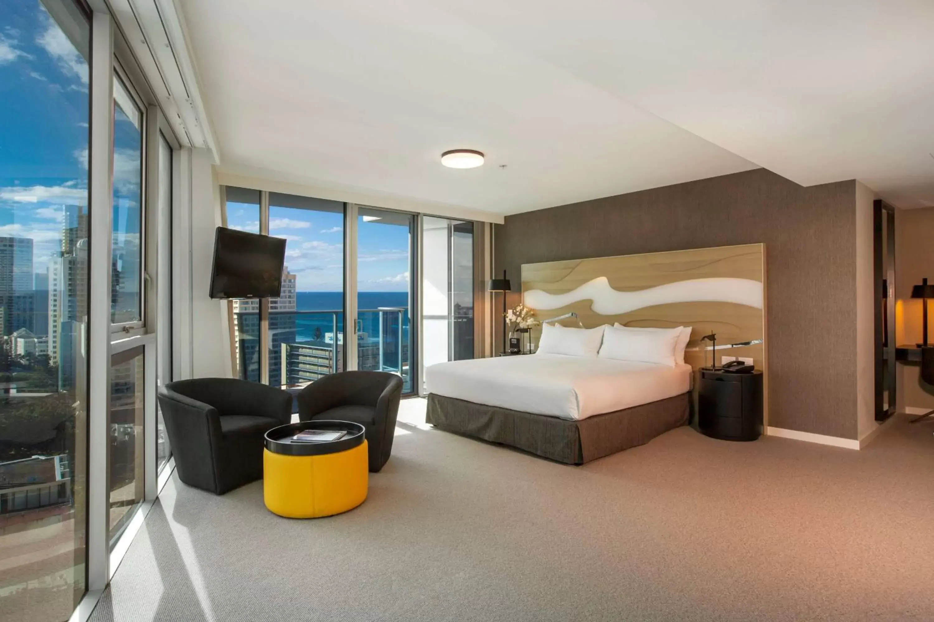 Bed in Hilton Surfers Paradise Hotel & Residences