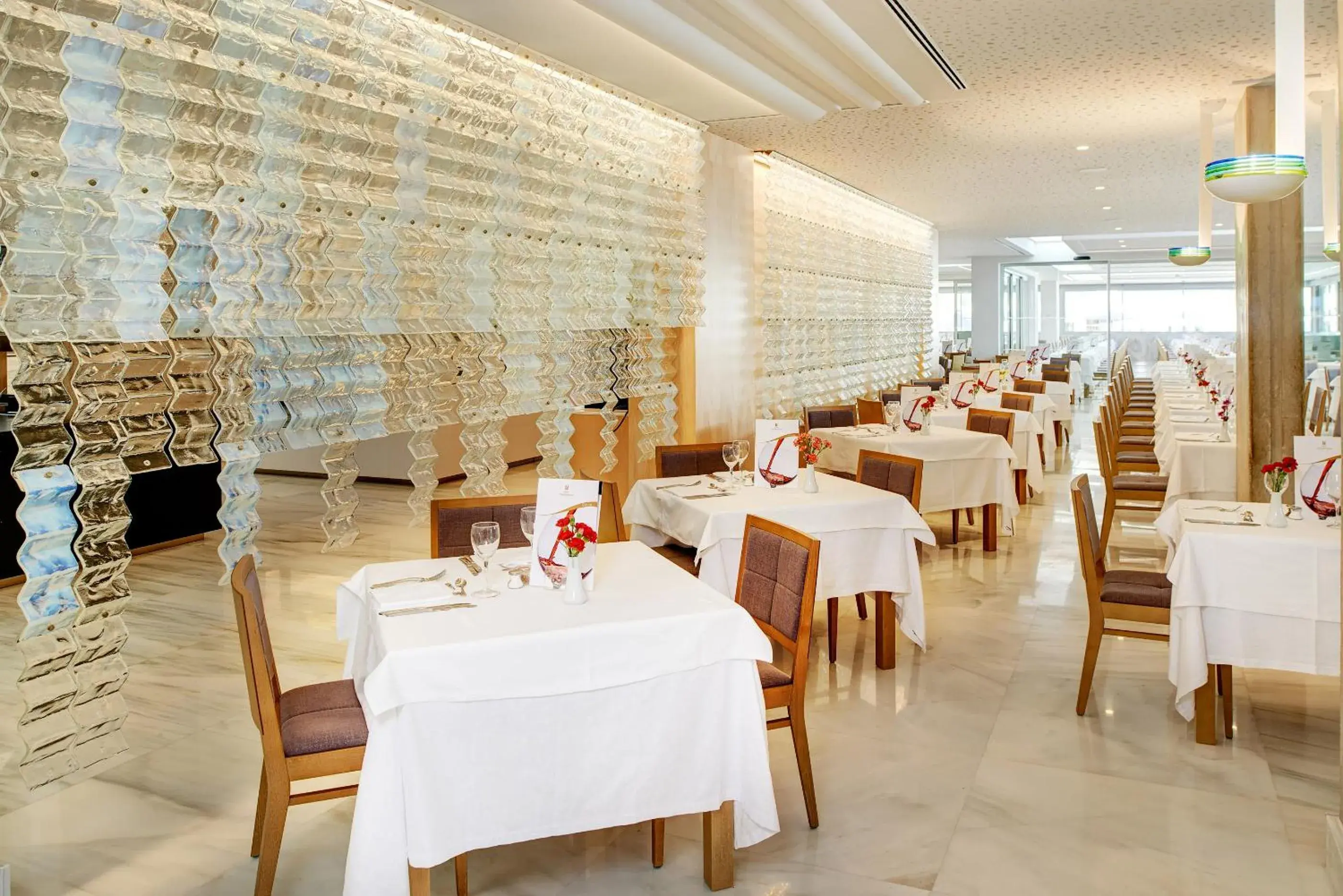 Restaurant/Places to Eat in Hipotels Mediterraneo Hotel - Adults Only