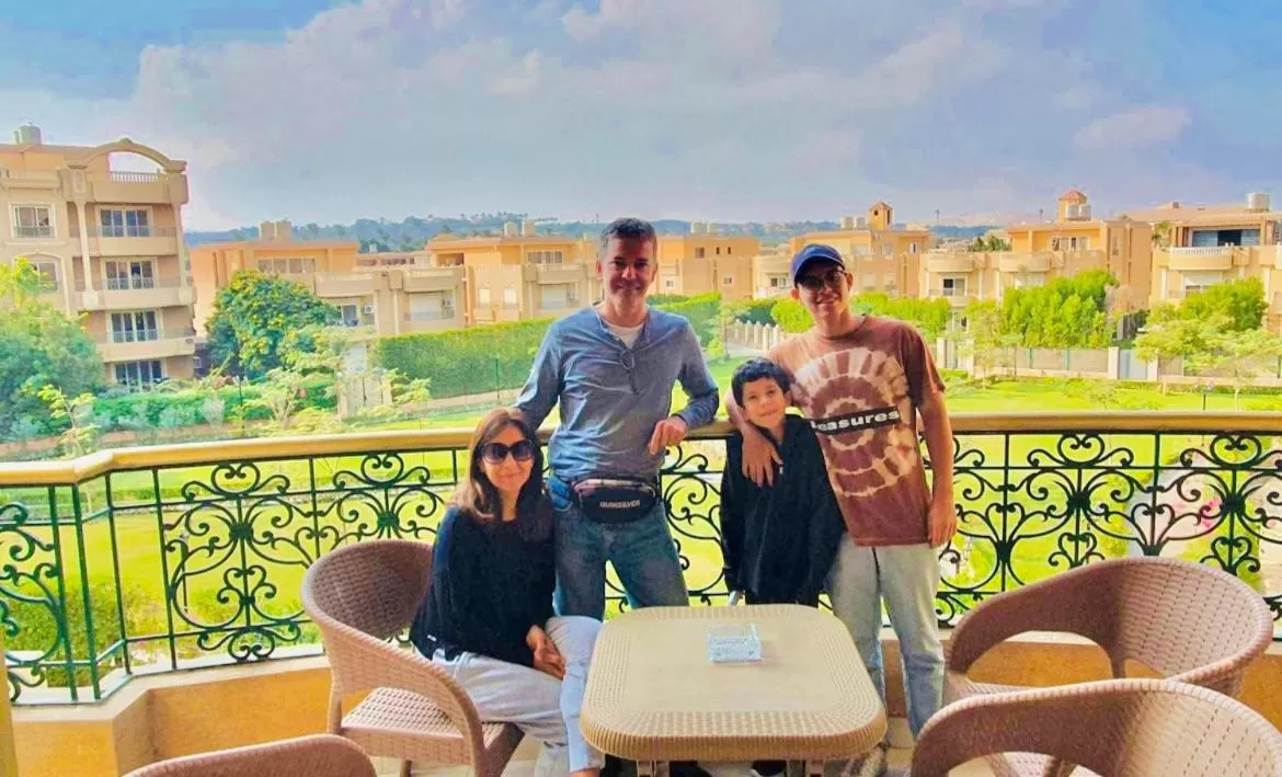 Day in Grand Museum Pyramids Inn