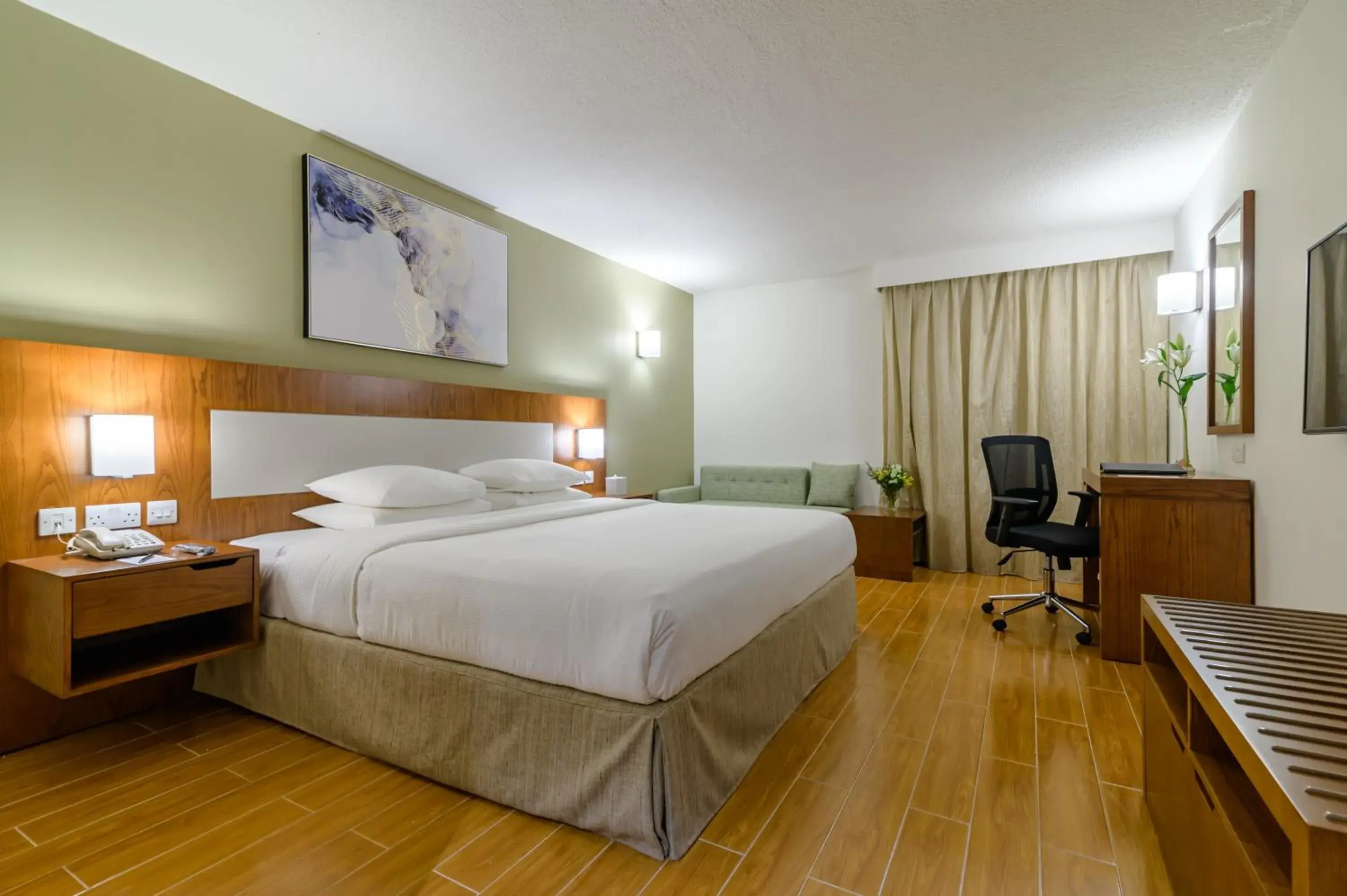 Bedroom, Bed in Dhafra Beach Hotel