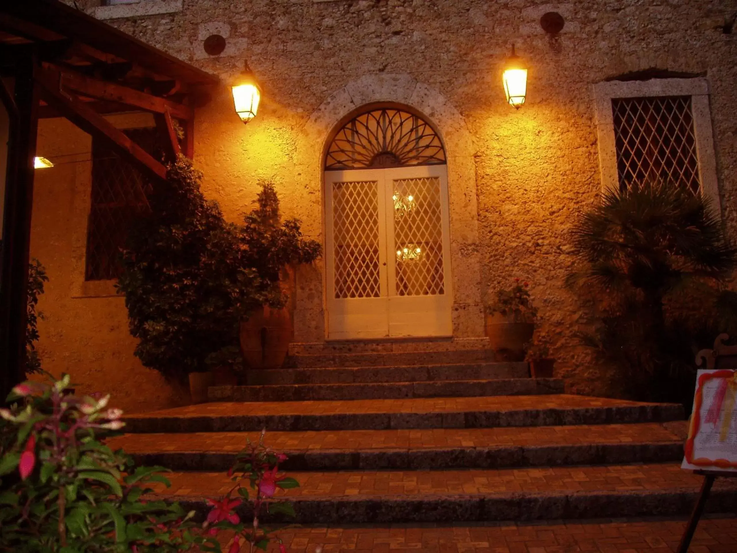 Facade/entrance in Hotel Il Cavalier D'Arpino