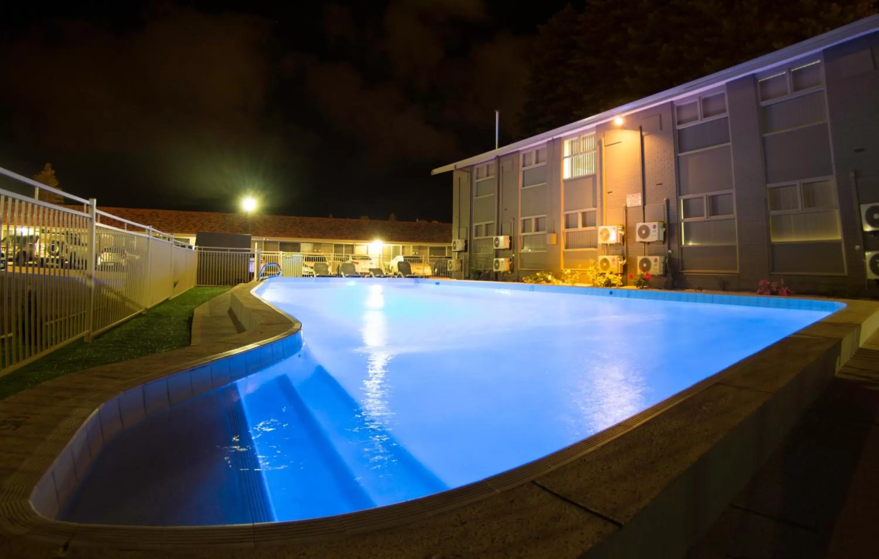 Swimming Pool in Hospitality Esperance SureStay Collection by Best Western