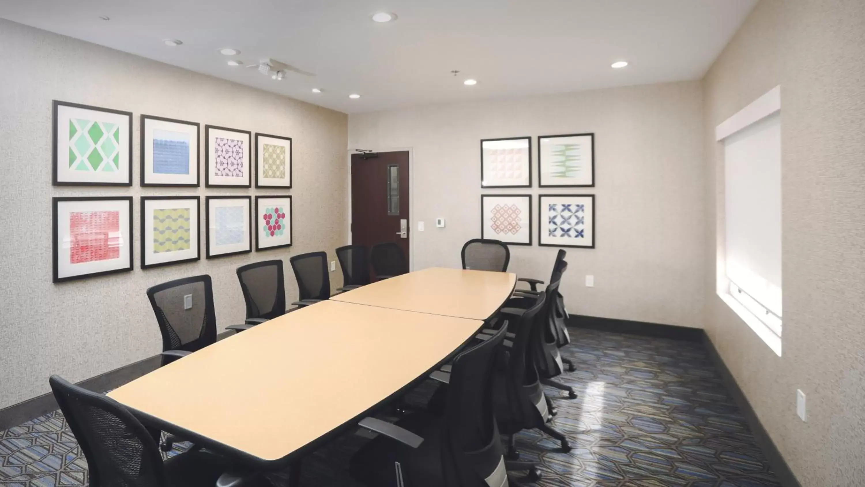 Meeting/conference room in Holiday Inn Express Lompoc, an IHG Hotel