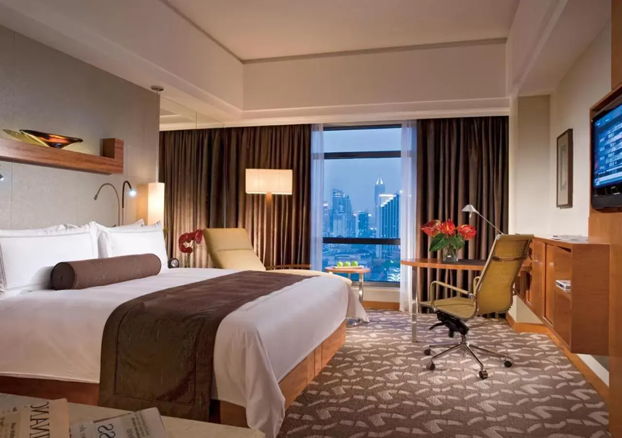 Photo of the whole room in Swissôtel Grand Shanghai