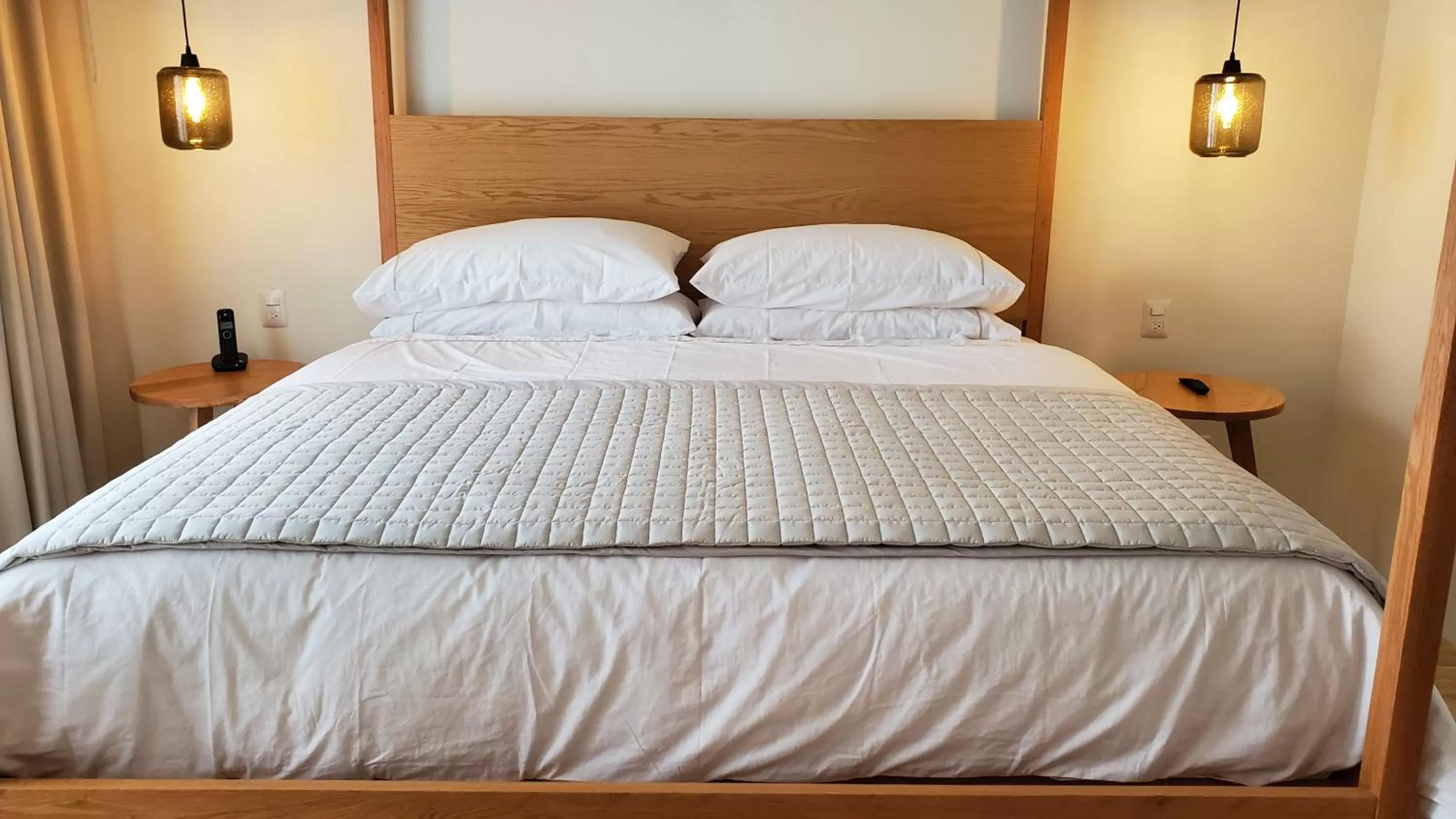 Bed in Hotel Secreto