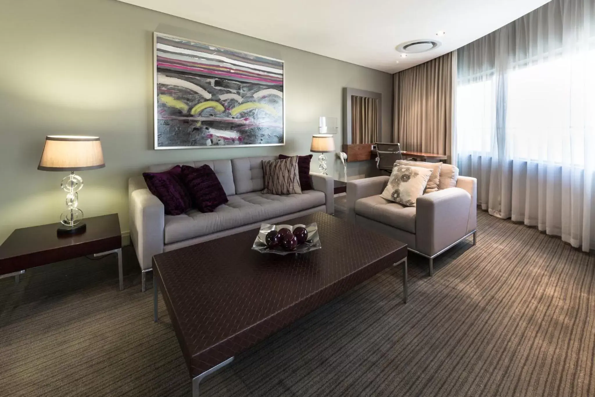 Photo of the whole room, Seating Area in Holiday Inn Johannesburg-Rosebank, an IHG Hotel