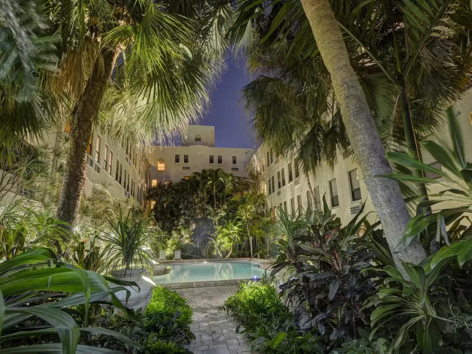 Night, Swimming Pool in Hemingway Suites at Palm Beach Hotel Island
