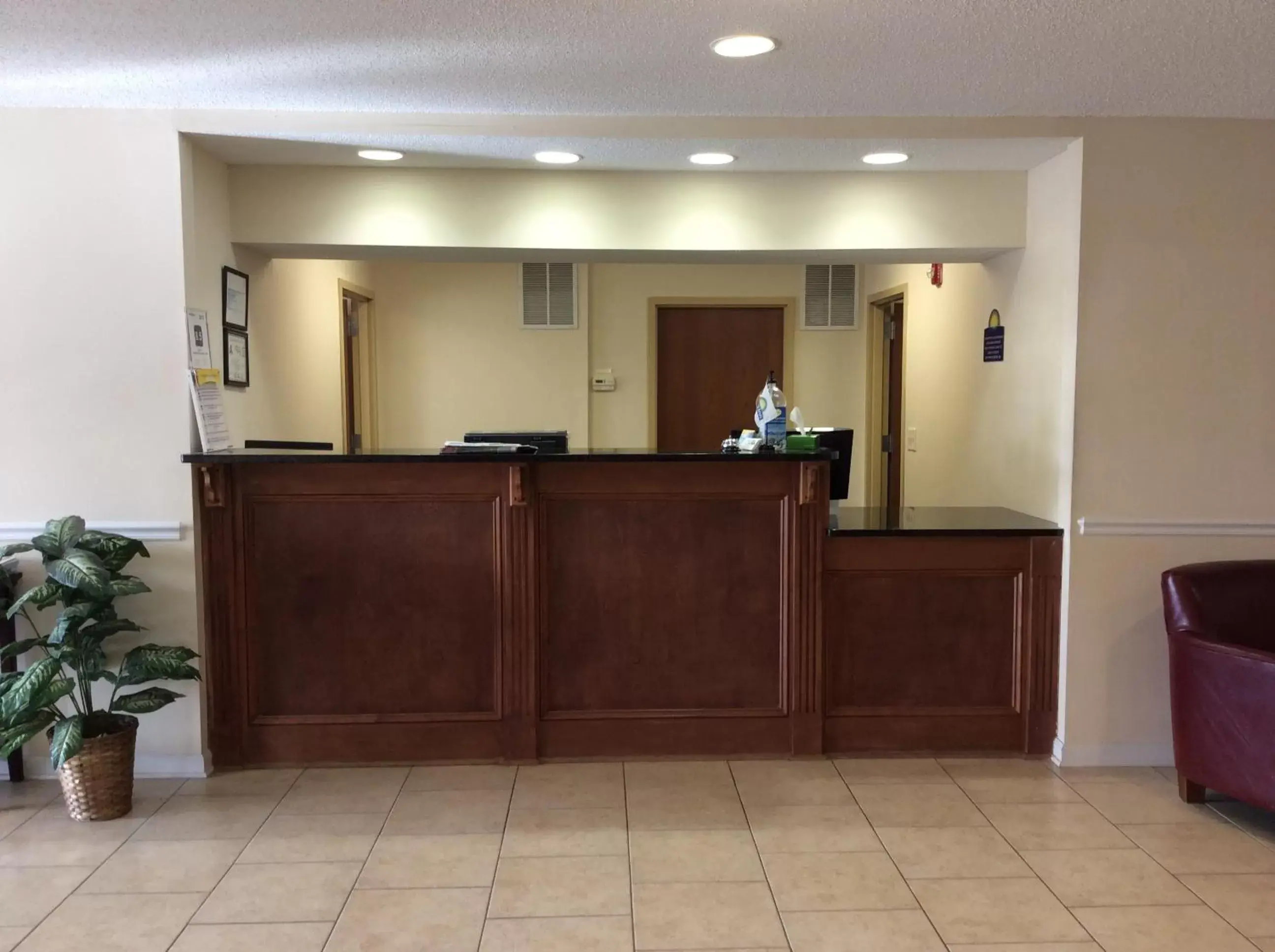 Lobby or reception, Lobby/Reception in Days Inn by Wyndham Greensboro NC