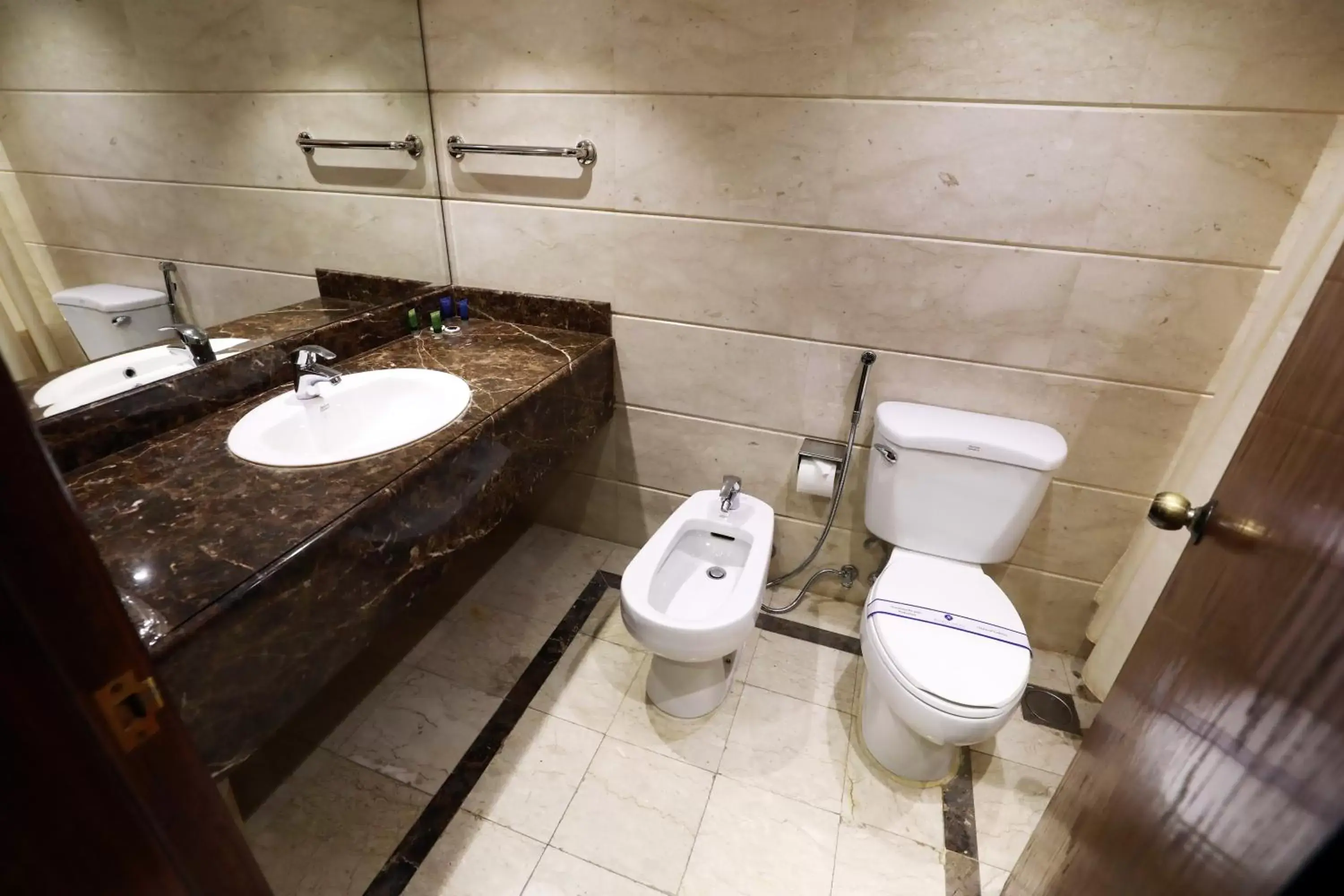 Toilet, Bathroom in Al Hyatt Jeddah Continental Hotel