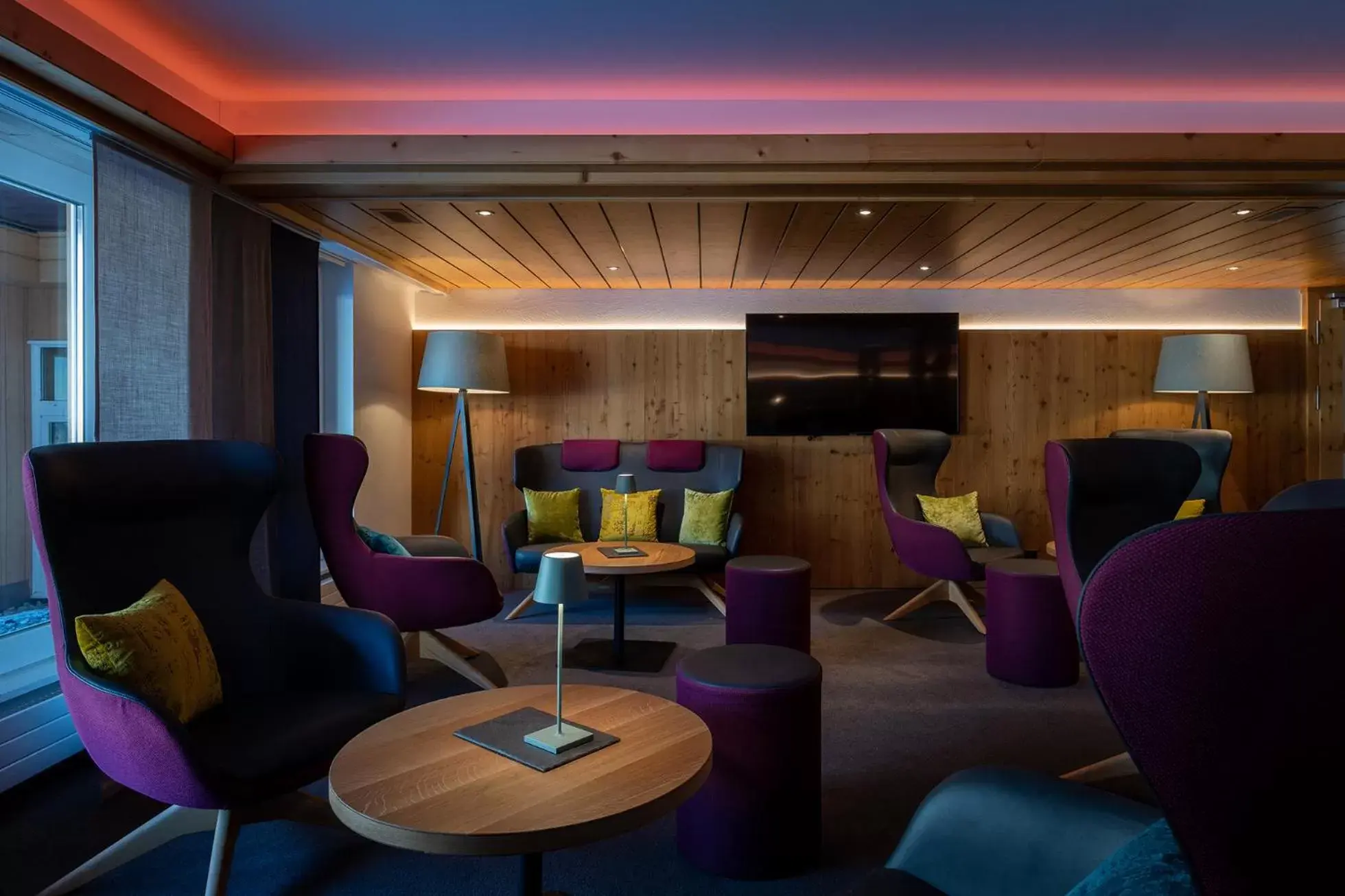 Lounge or bar, Lounge/Bar in Sunstar Hotel Lenzerheide