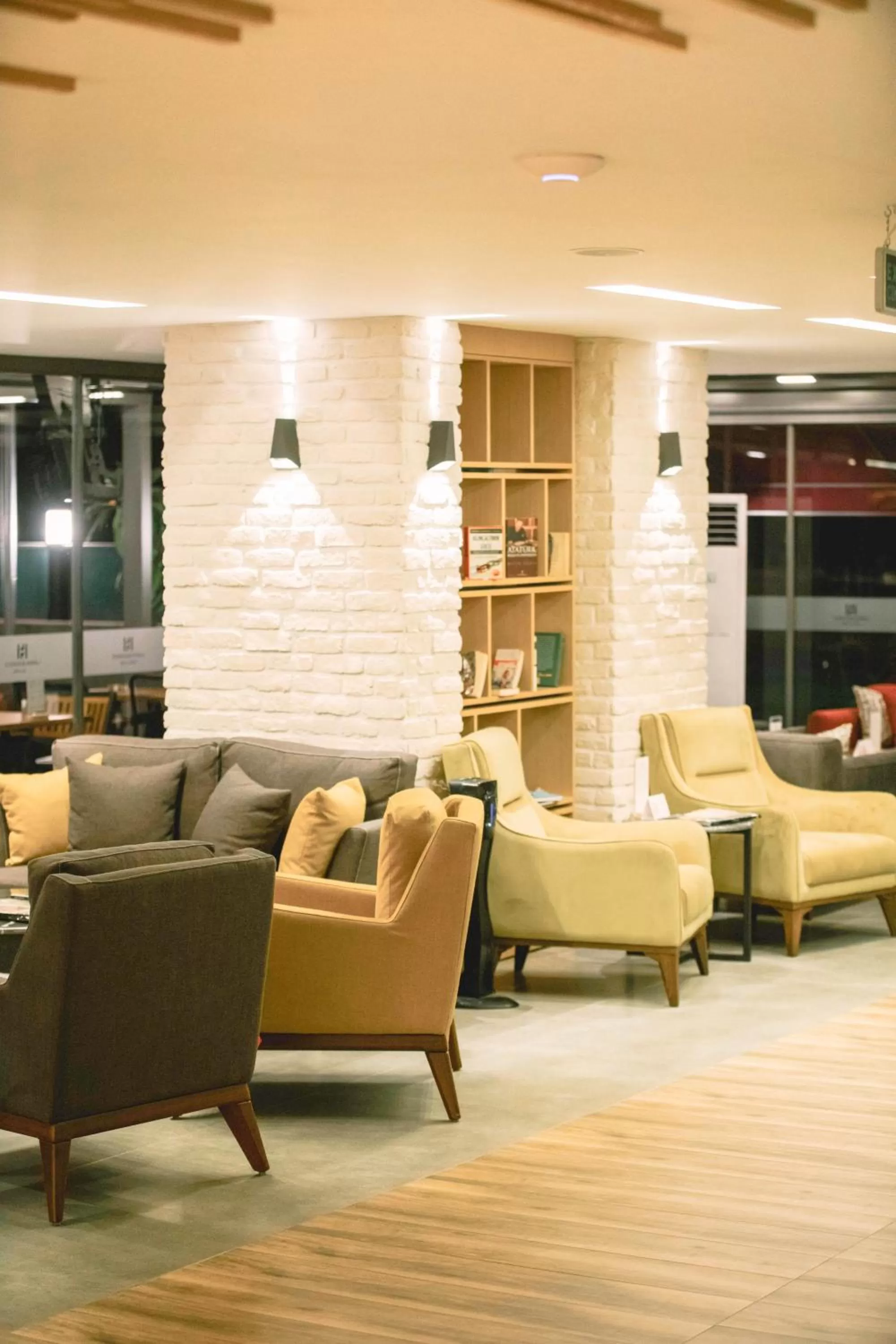 Lobby or reception in Laren Sea Side Hotel Spa