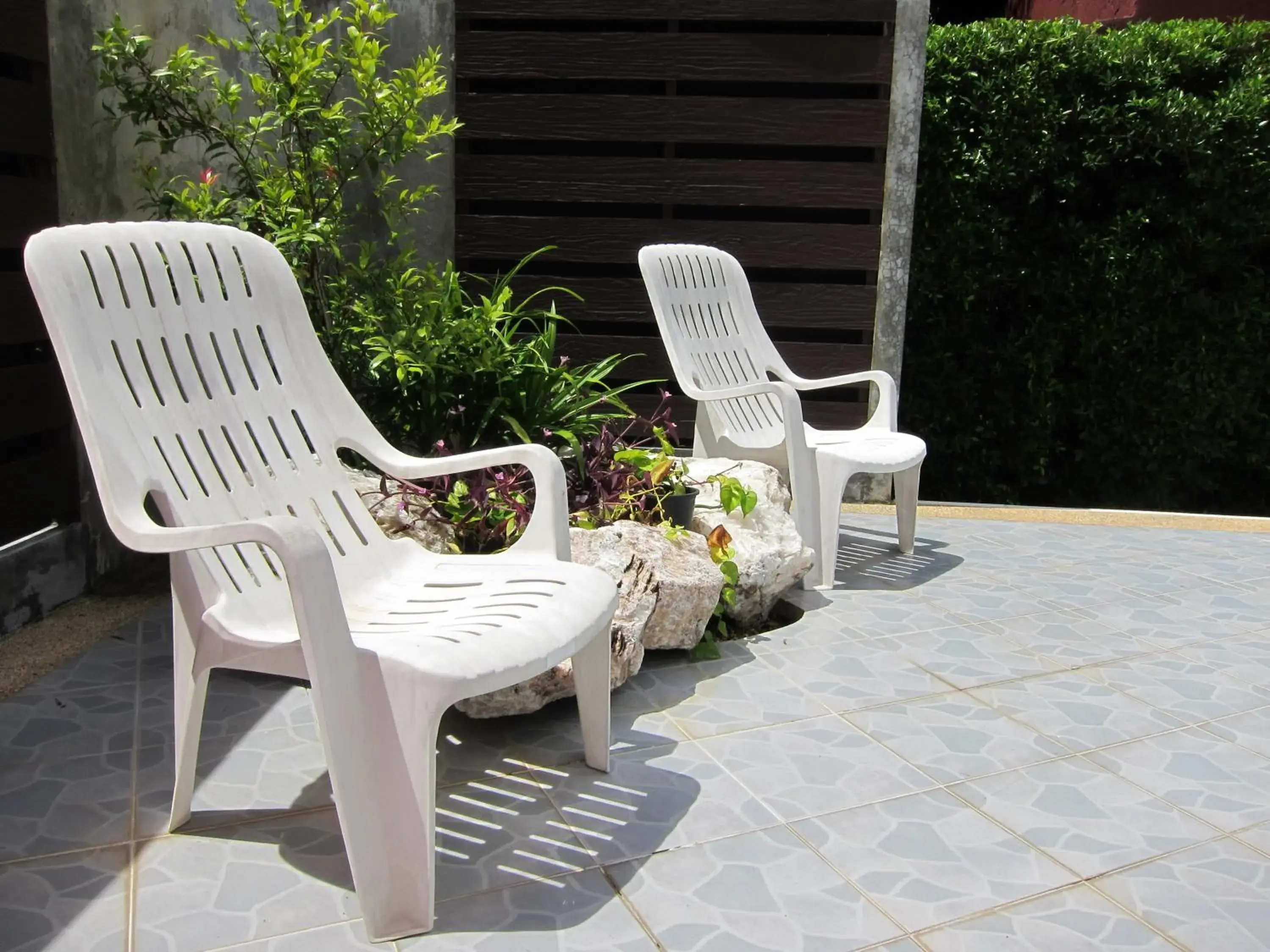 Swimming pool in Forest Bungalows & Mama's Restaurant Swimming pool in Forest Bungalows & Mama's Restaurant