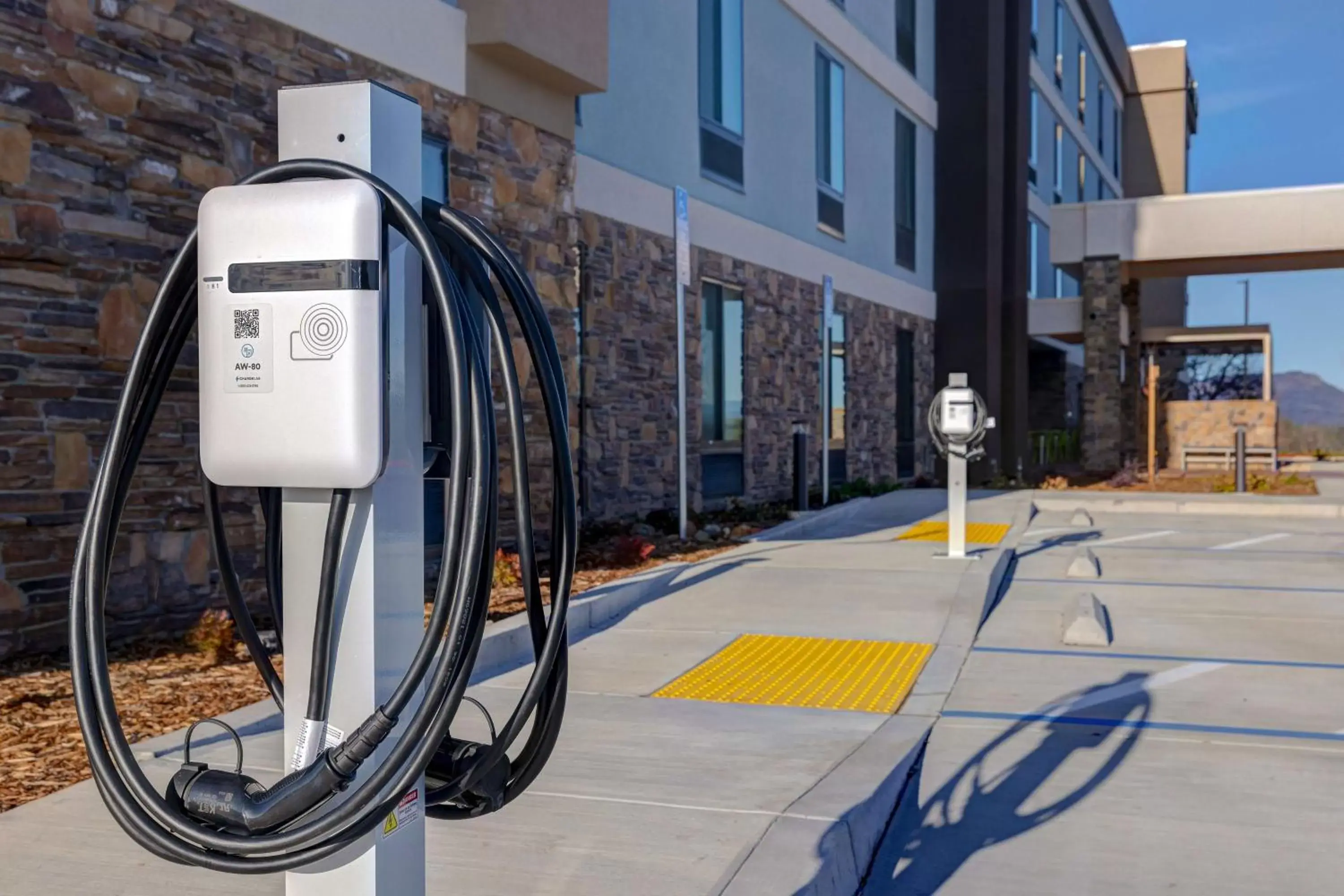 Property building in Home2 Suites By Hilton Redding Property building in Home2 Suites By Hilton Redding