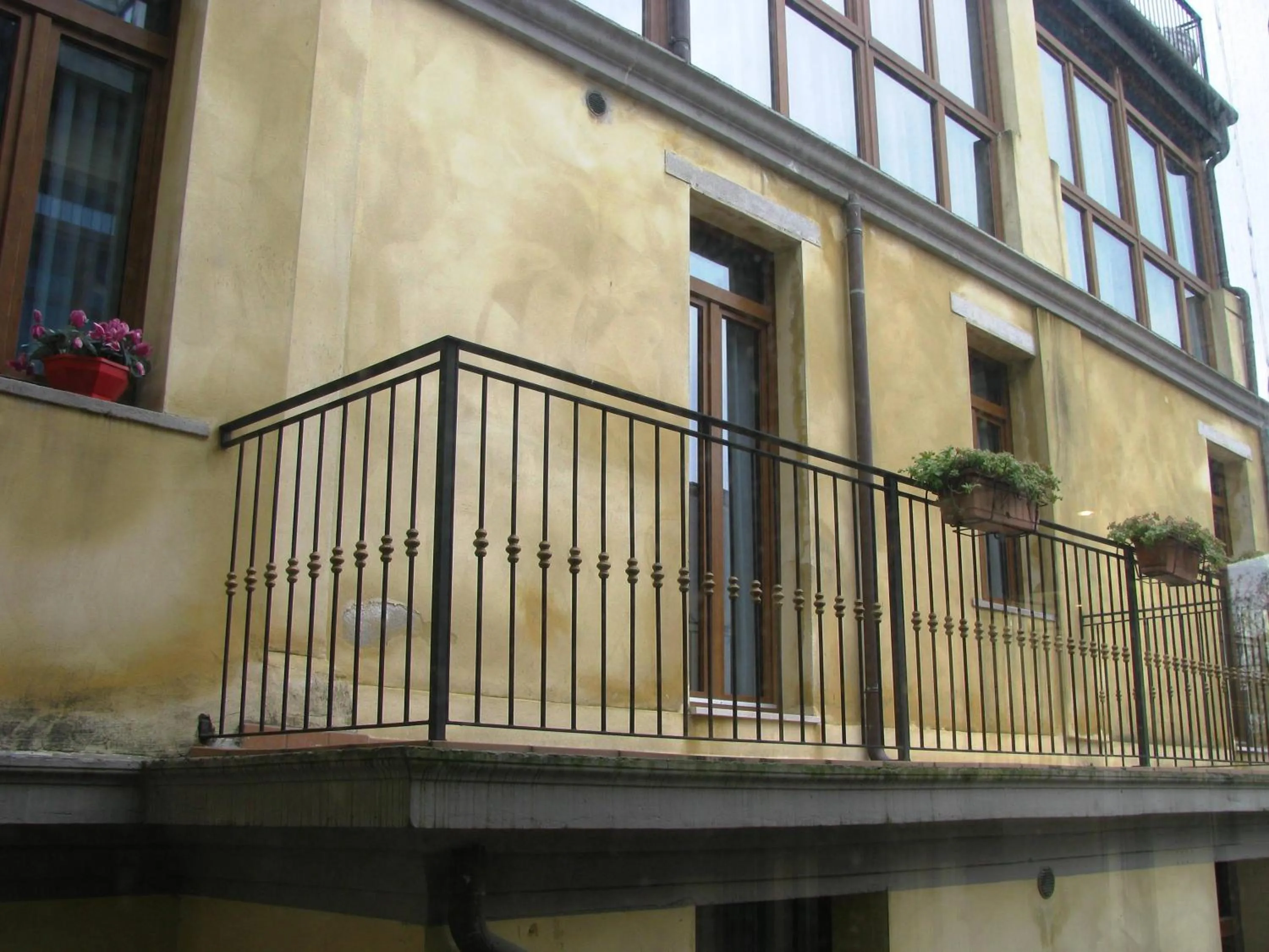 Facade/entrance in Hotel Belle Epoque