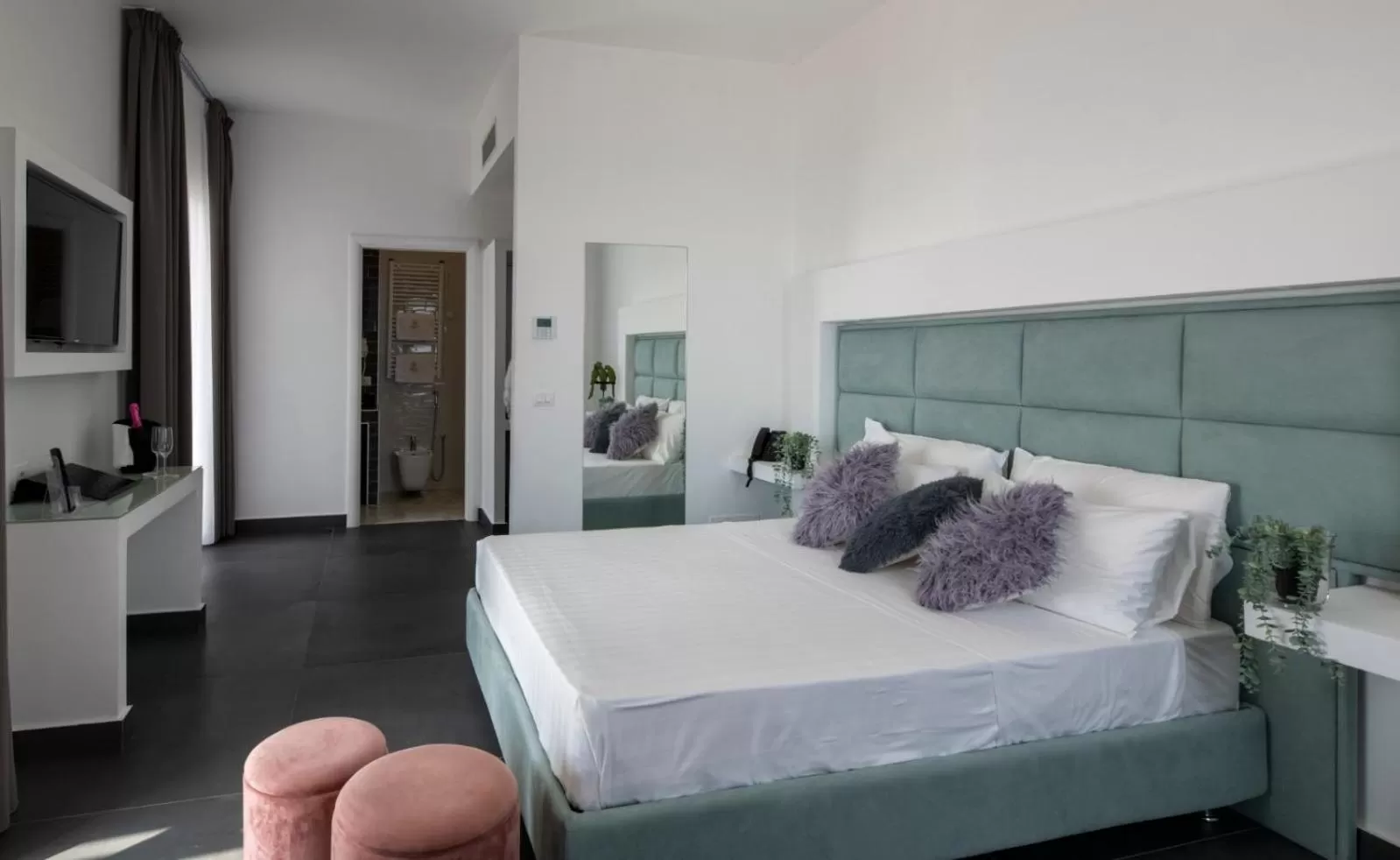 Bed in GRAND HOTEL SERAPIDE