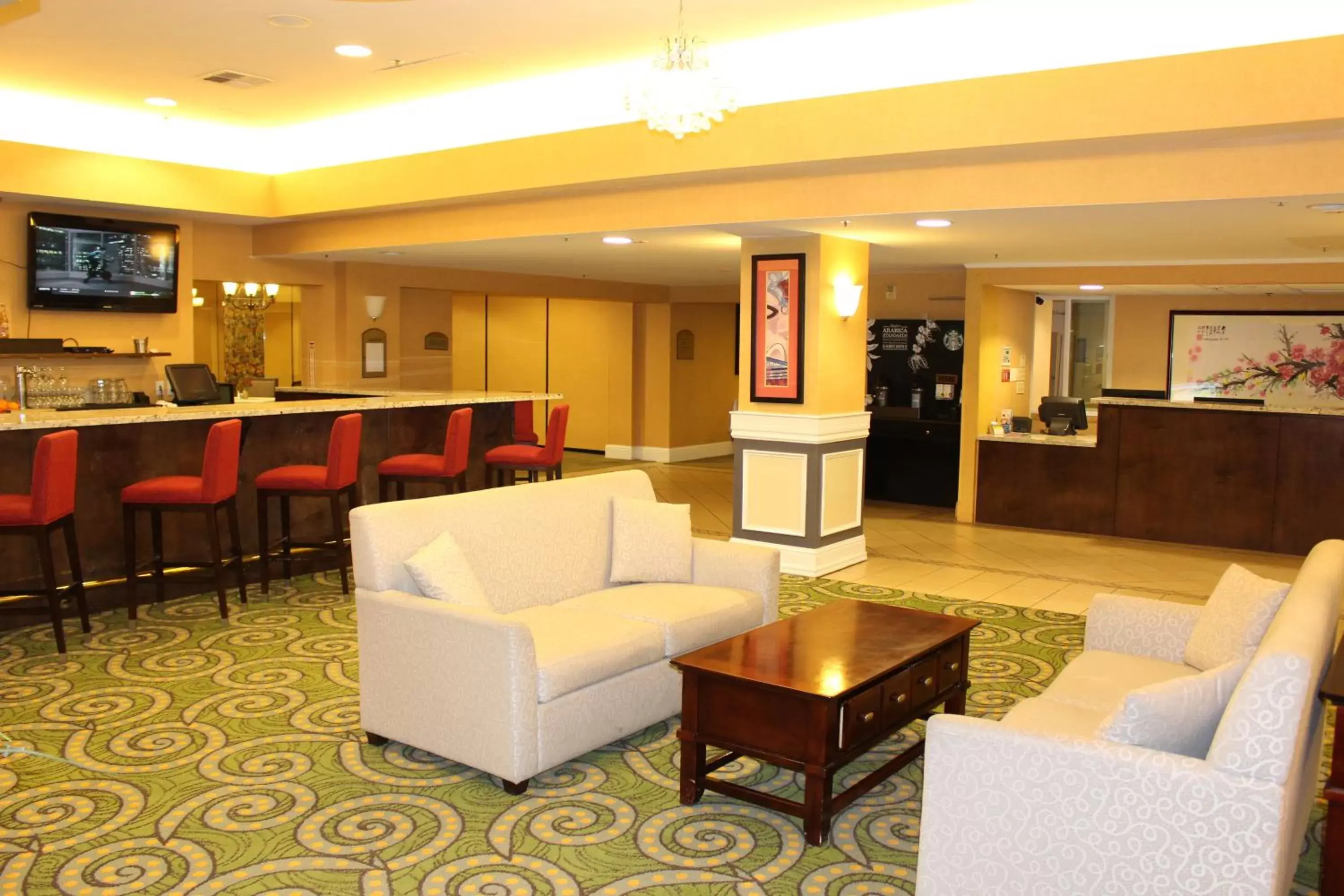 Lounge or bar, Lobby/Reception in Premiere Suites