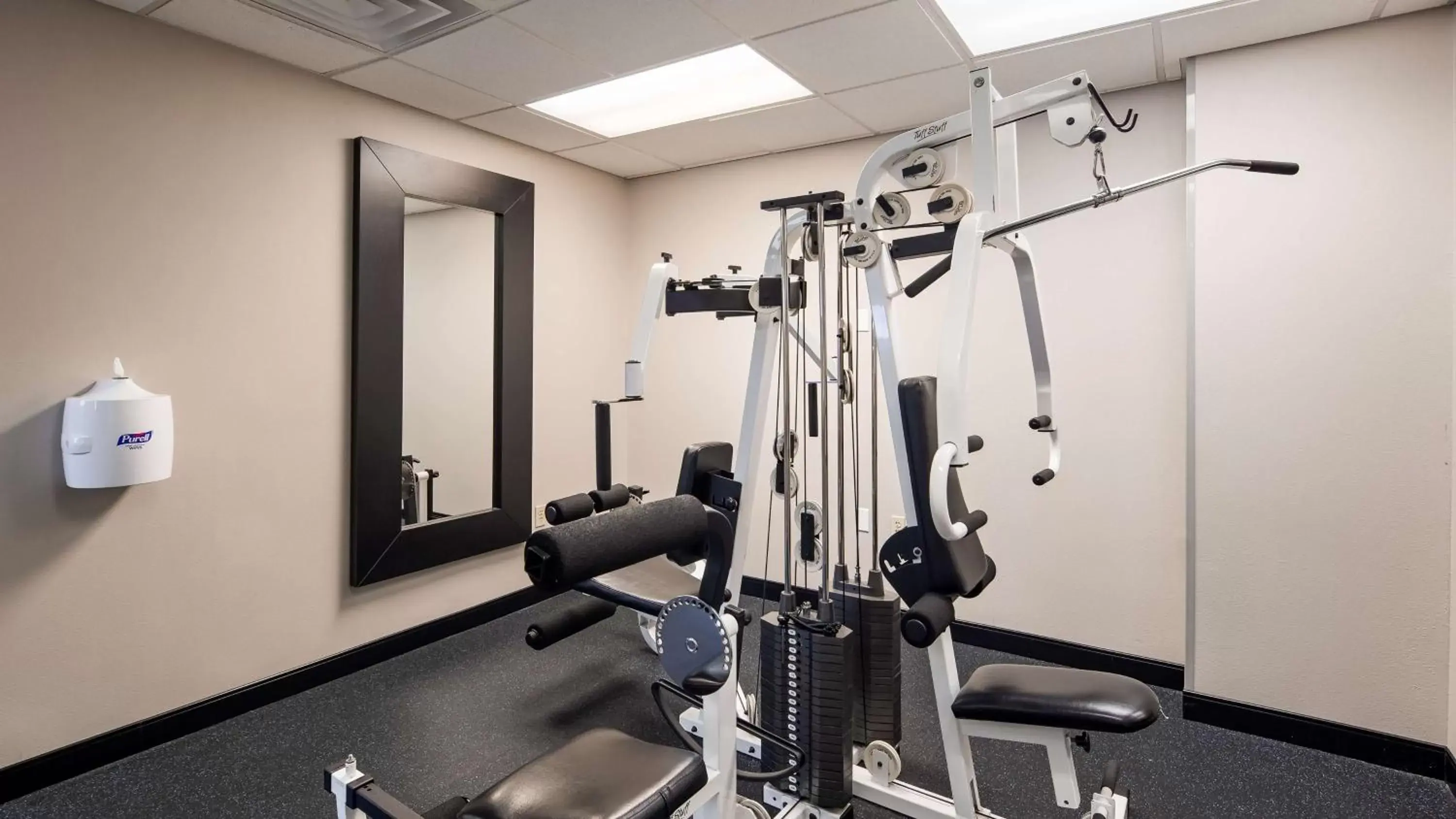 Activities, Fitness Center/Facilities in The Hub Middletown Red Bank- Best Western Signature Collection