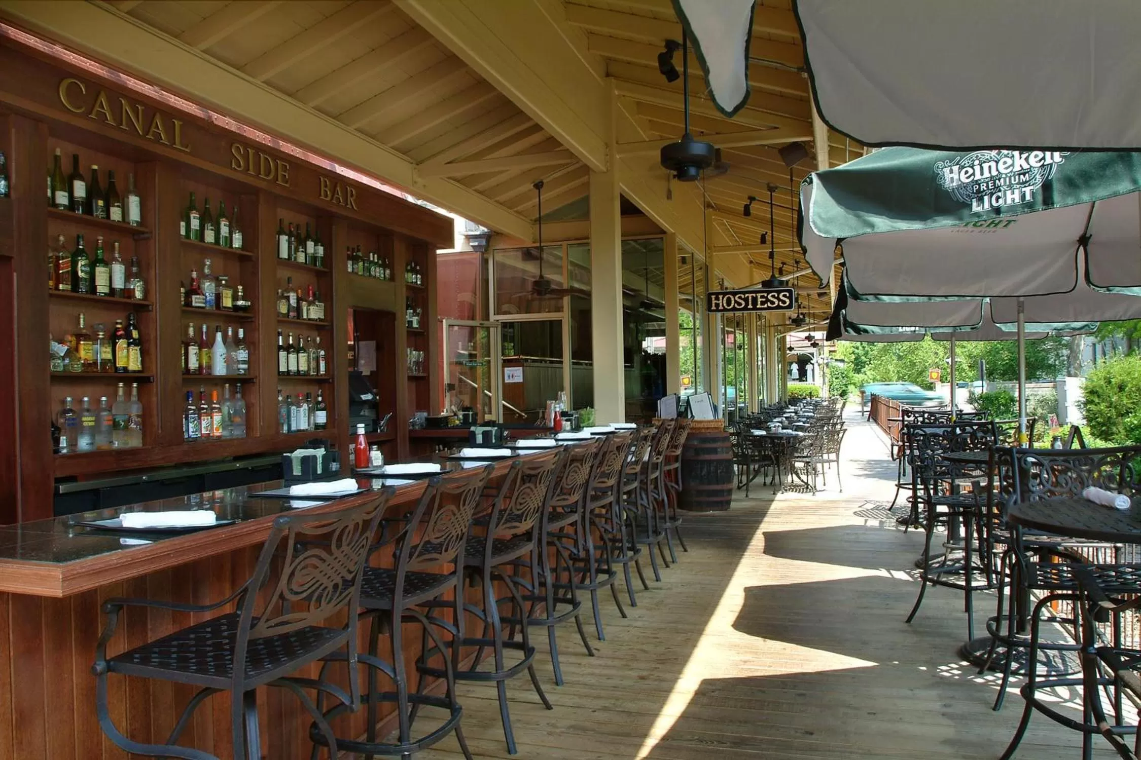 Restaurant/places to eat in Lambertville Station Inn