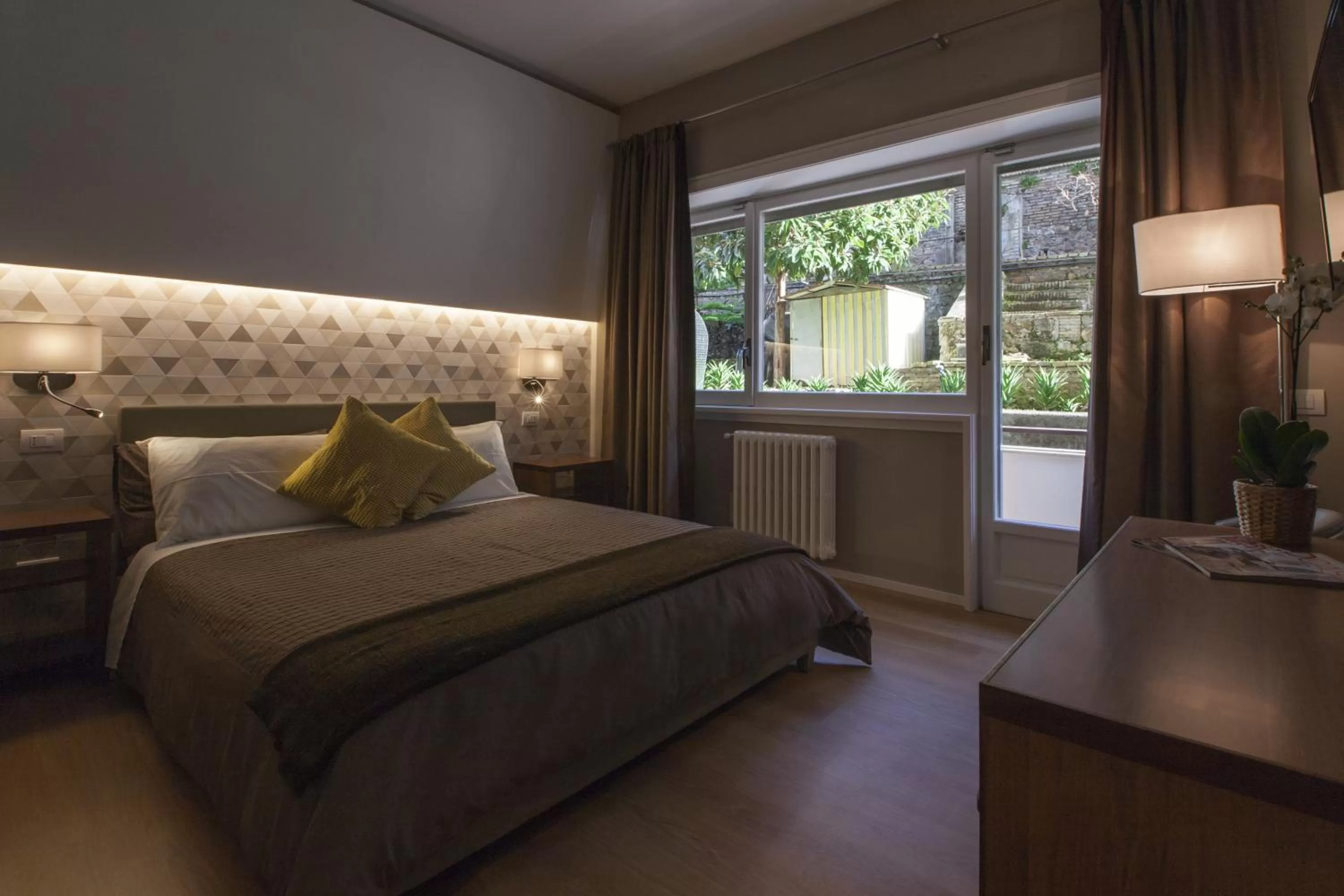 Bedroom, Bed in NG Guest House Roma San Pietro