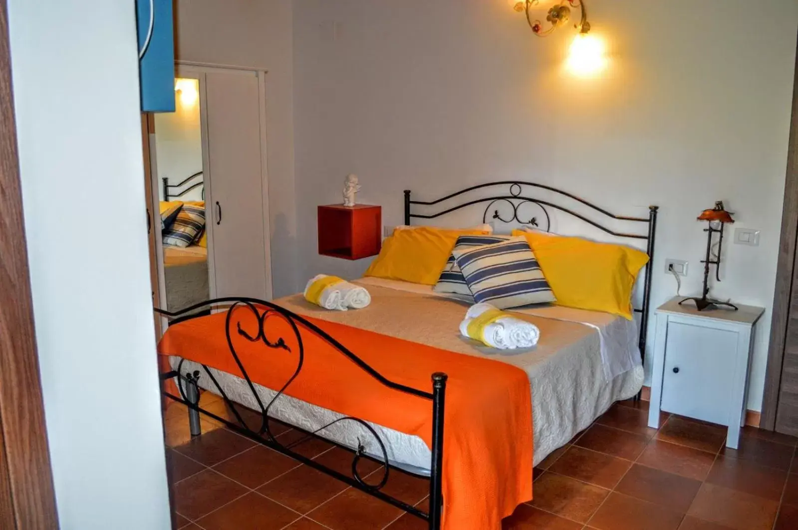 Bed in B&B Le Anthos