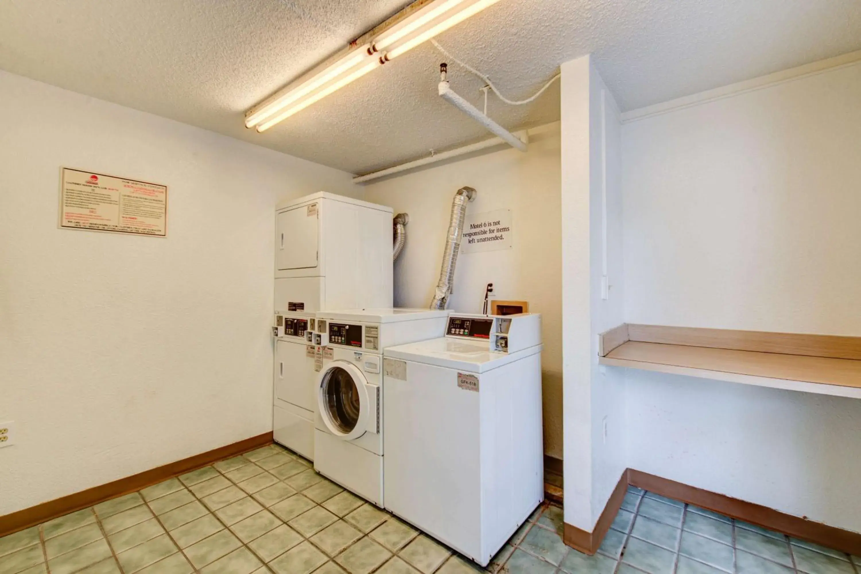 On site, Kitchen/Kitchenette in Motel 6-Norfolk, VA