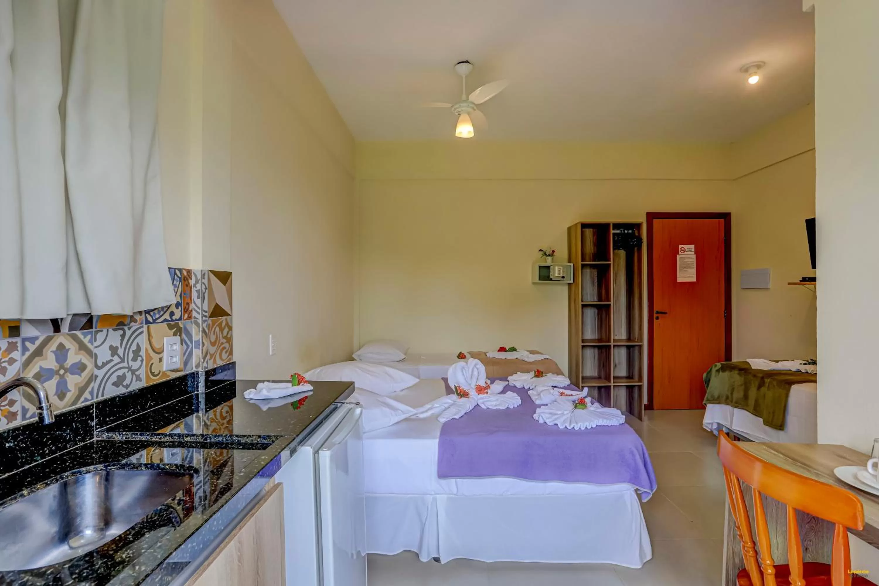 Photo of the whole room, Bed in i9 Quixaba Flat