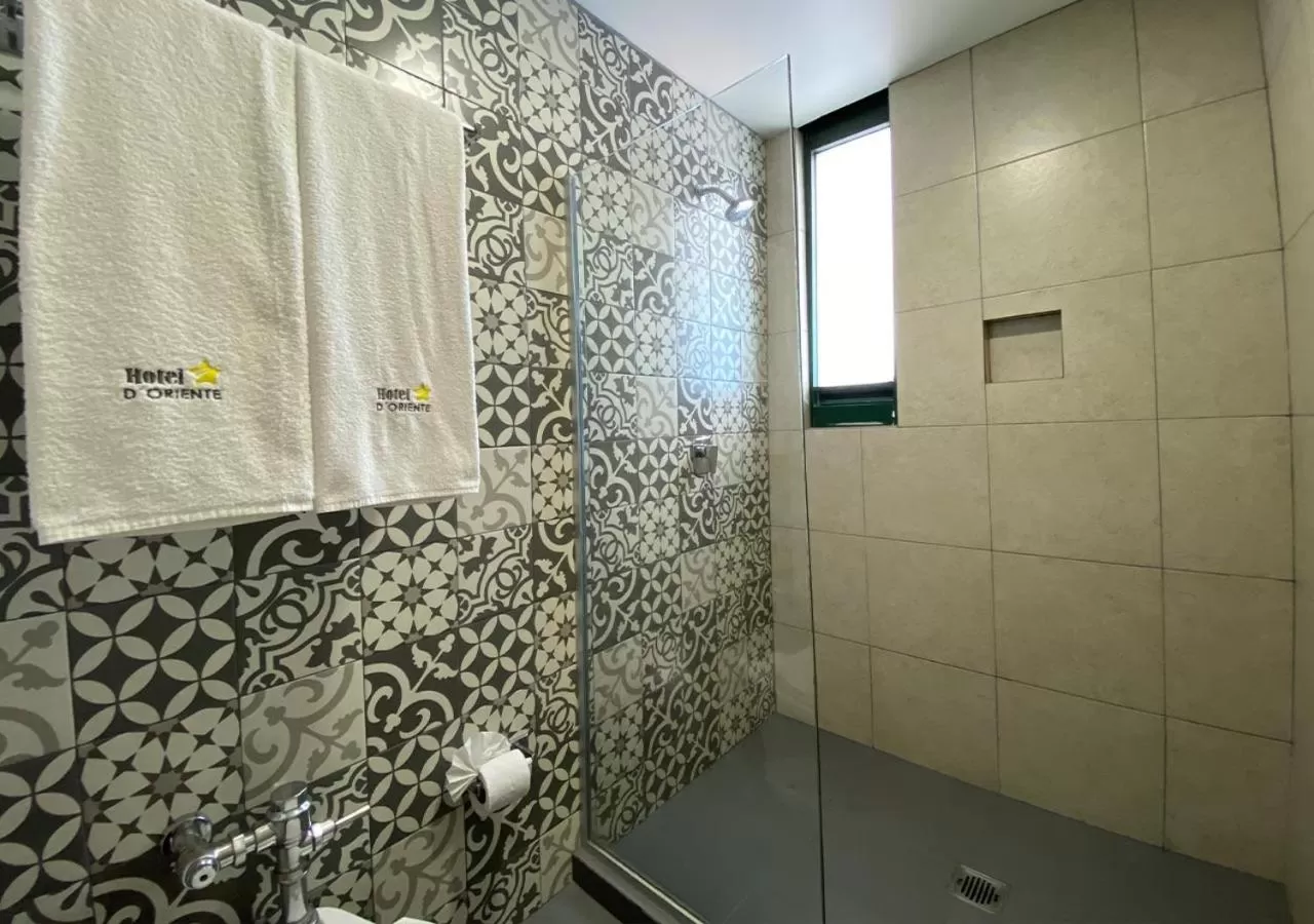 Bathroom in Hotel Estrella de Oriente