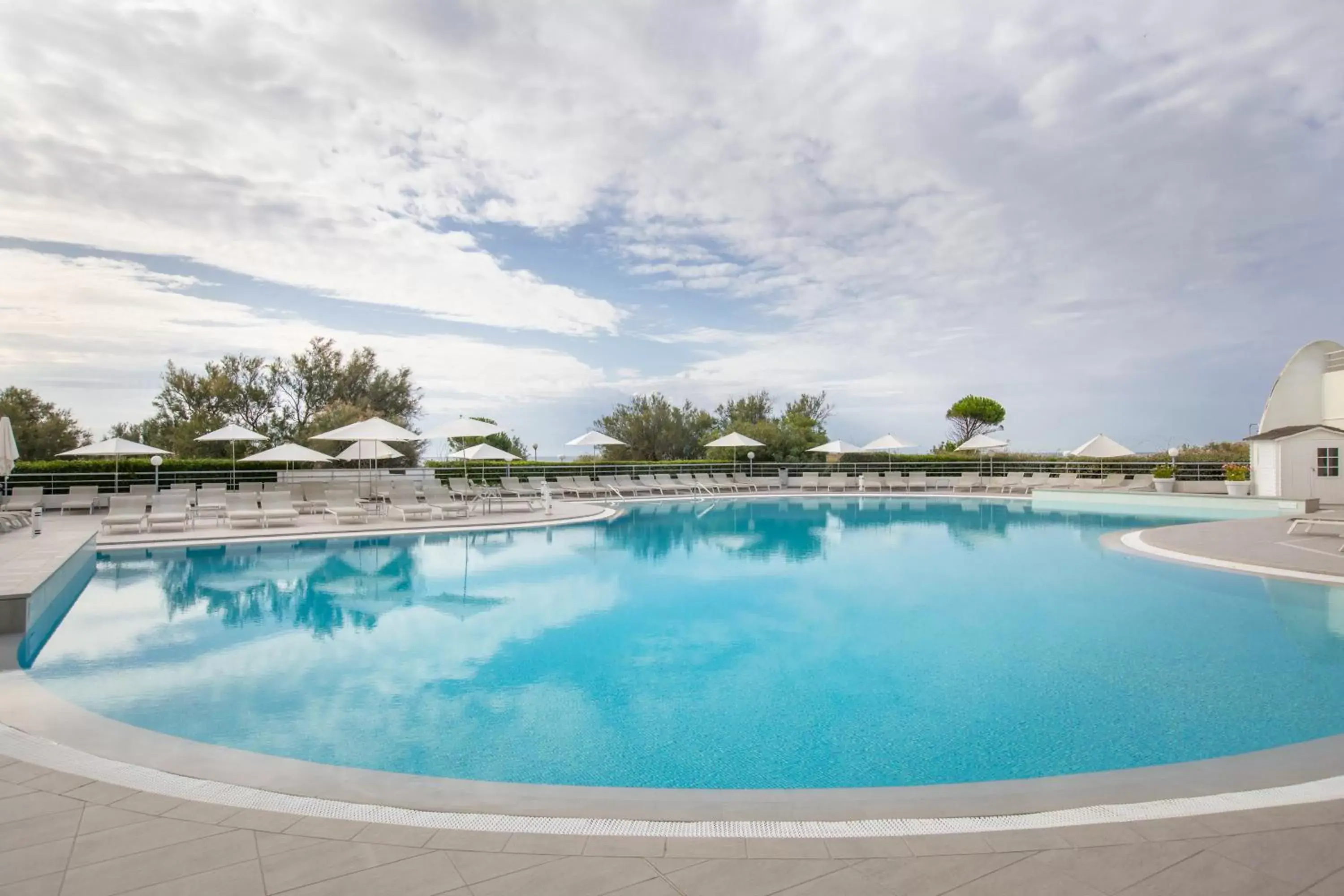 Swimming Pool in Hôtel Les Corallines – Thalasso & Spa