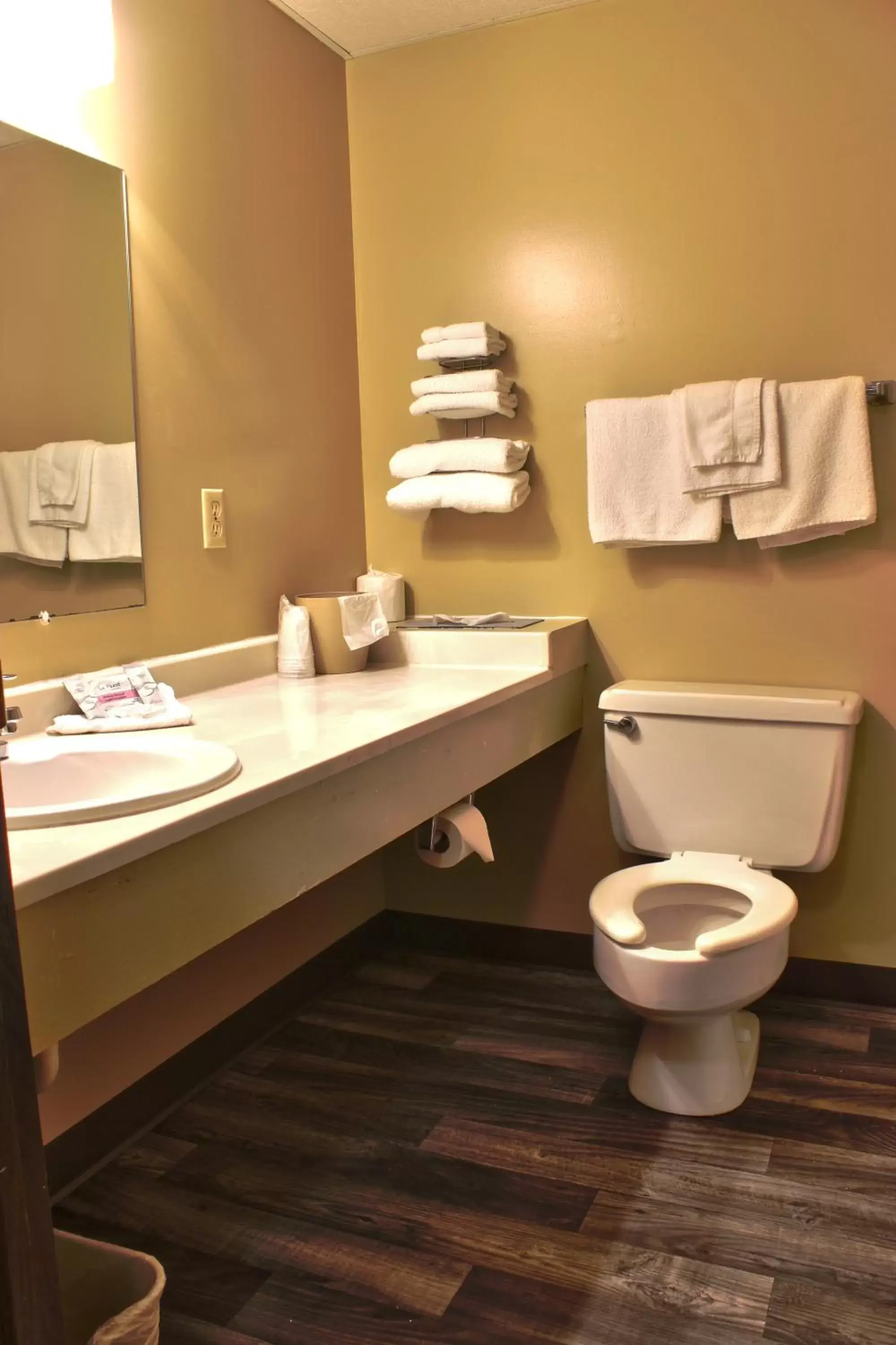 Sunlac Inn Devils Lake Sunlac Inn Devils Lake