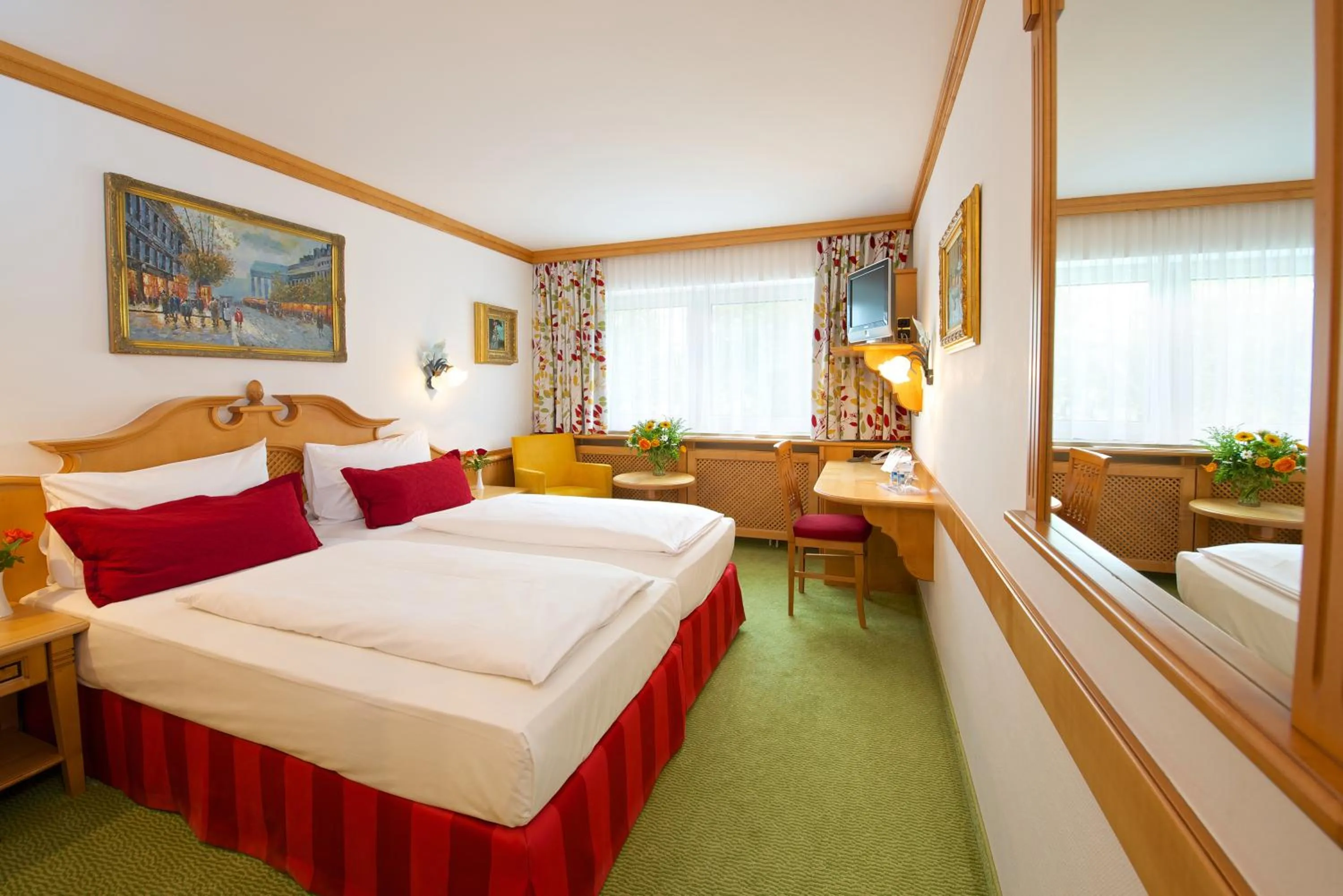 Photo of the whole room, Bed in Park Hotel Laim