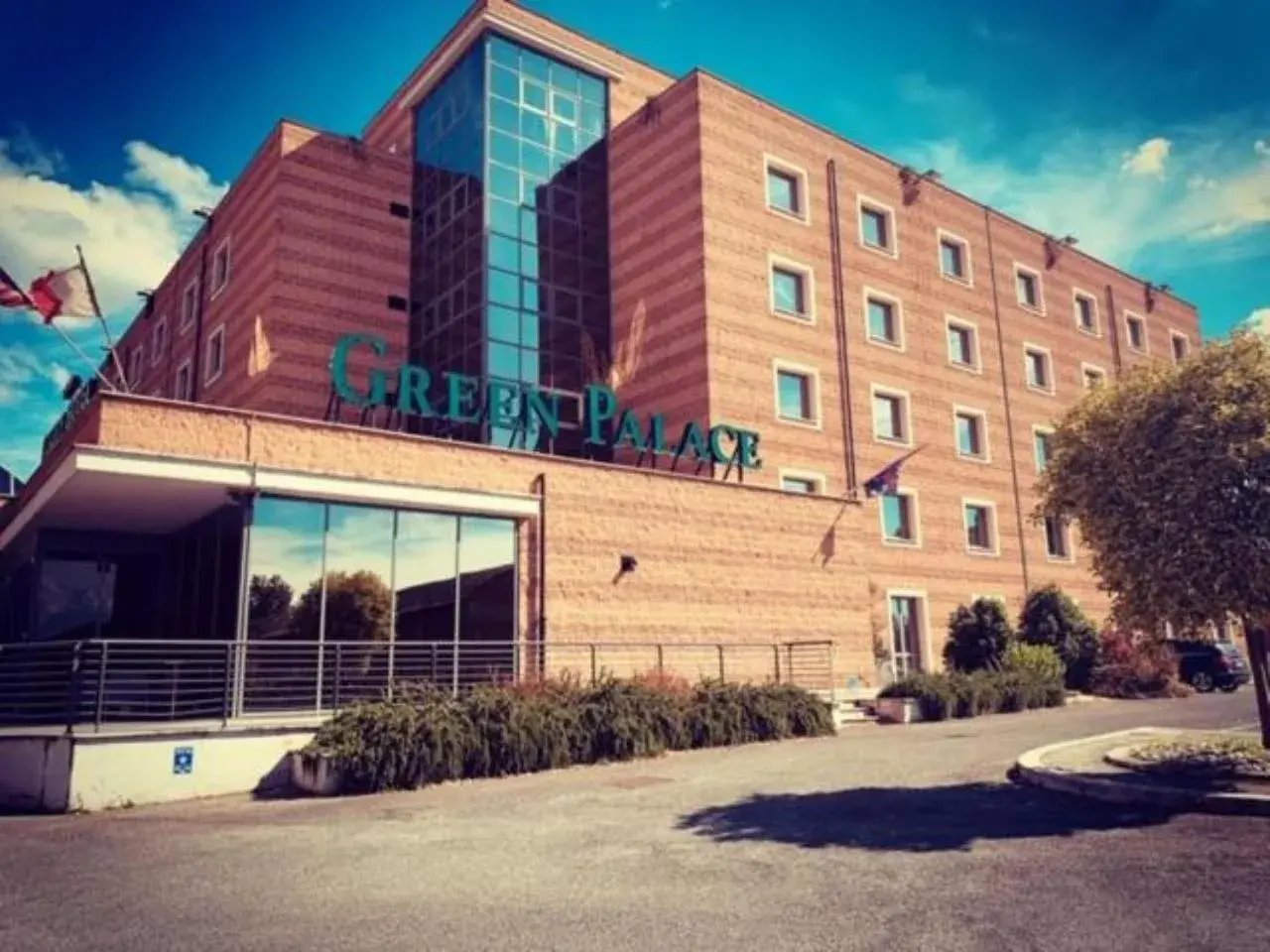 Property building in Quality Hotel Green Palace Property building in Quality Hotel Green Palace