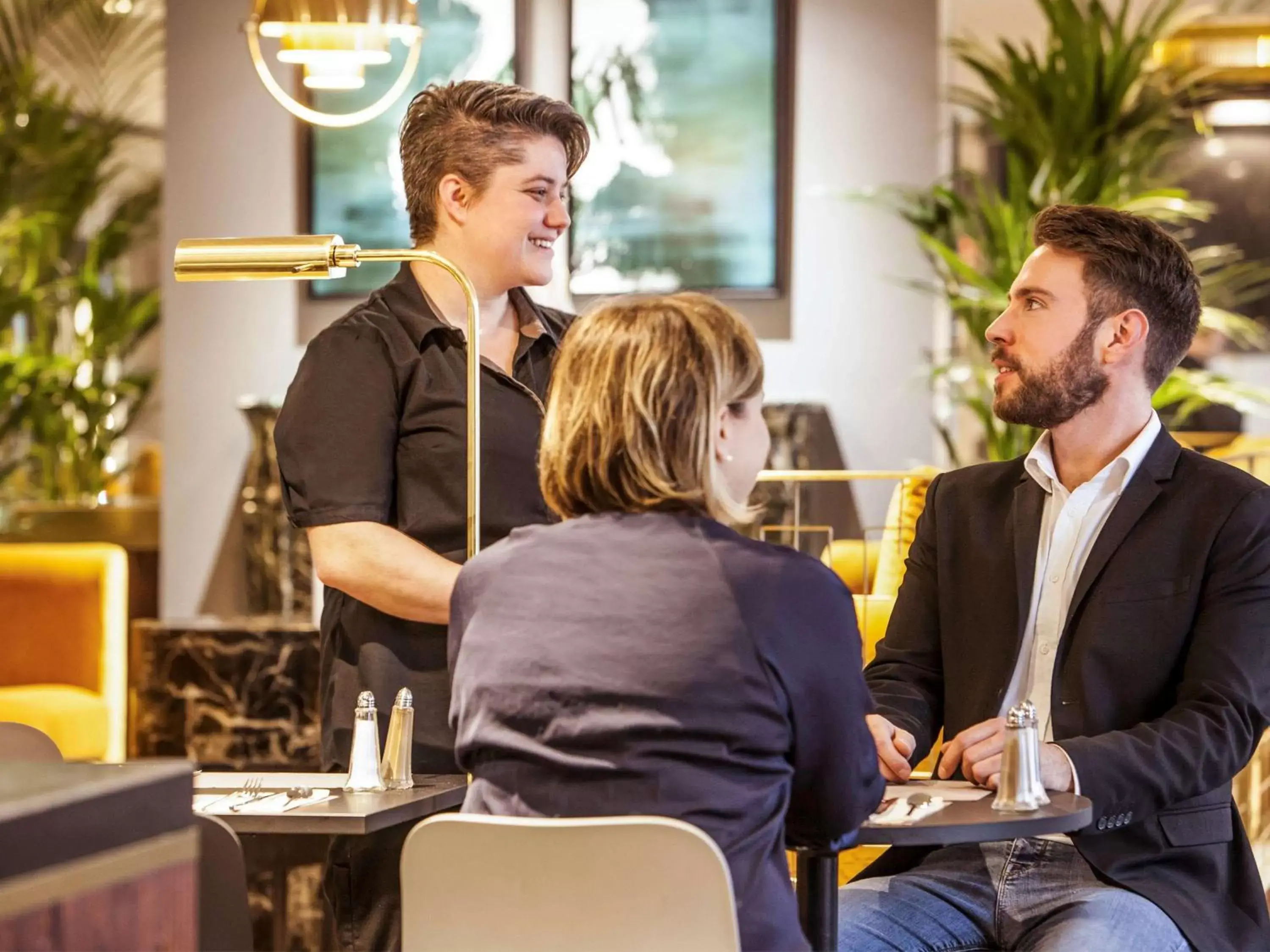 Lounge or bar in Mercure Nancy Centre Place Stanislas