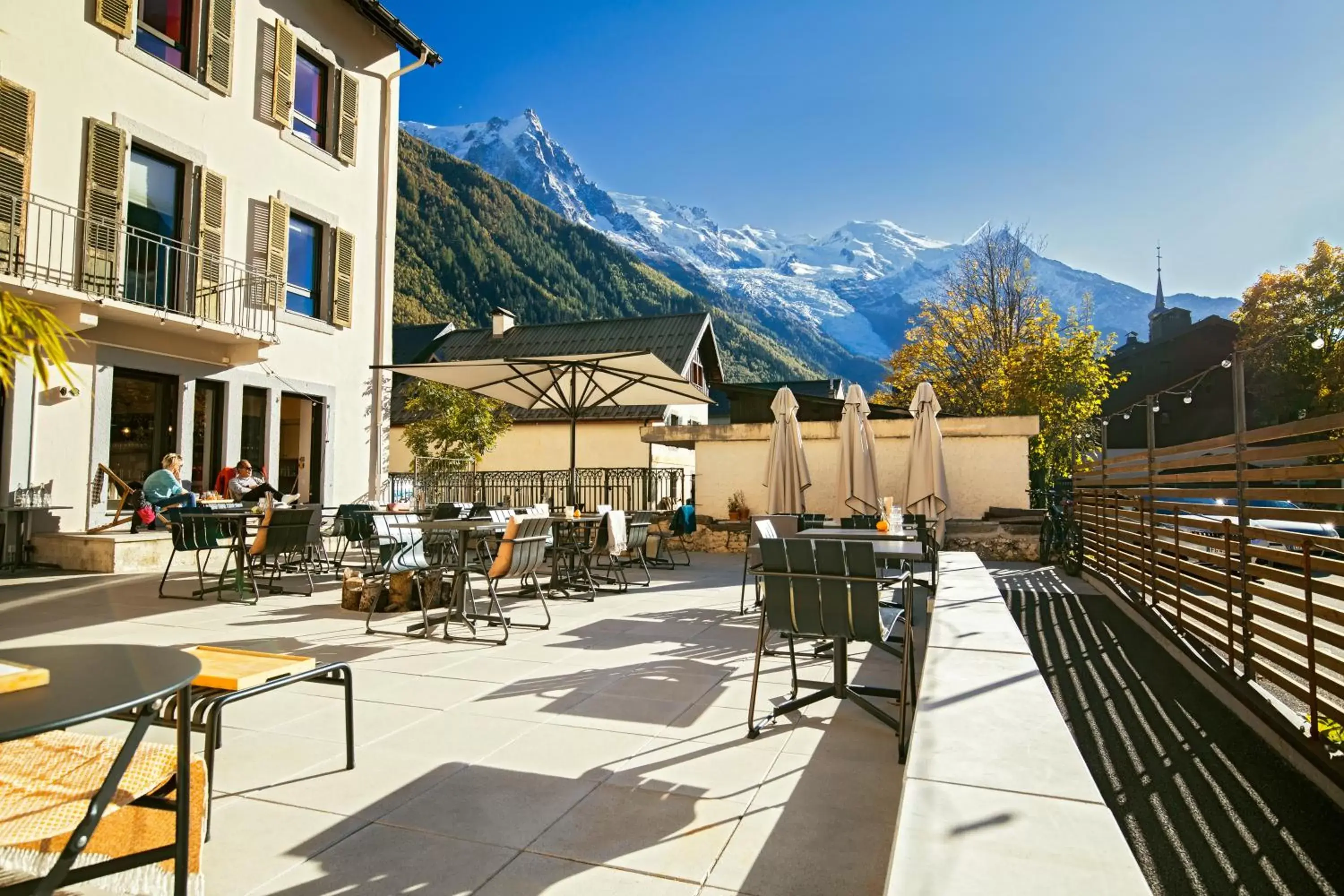 Balcony/Terrace, Restaurant/Places to Eat in Cosmiques Hotel - Centre Chamonix