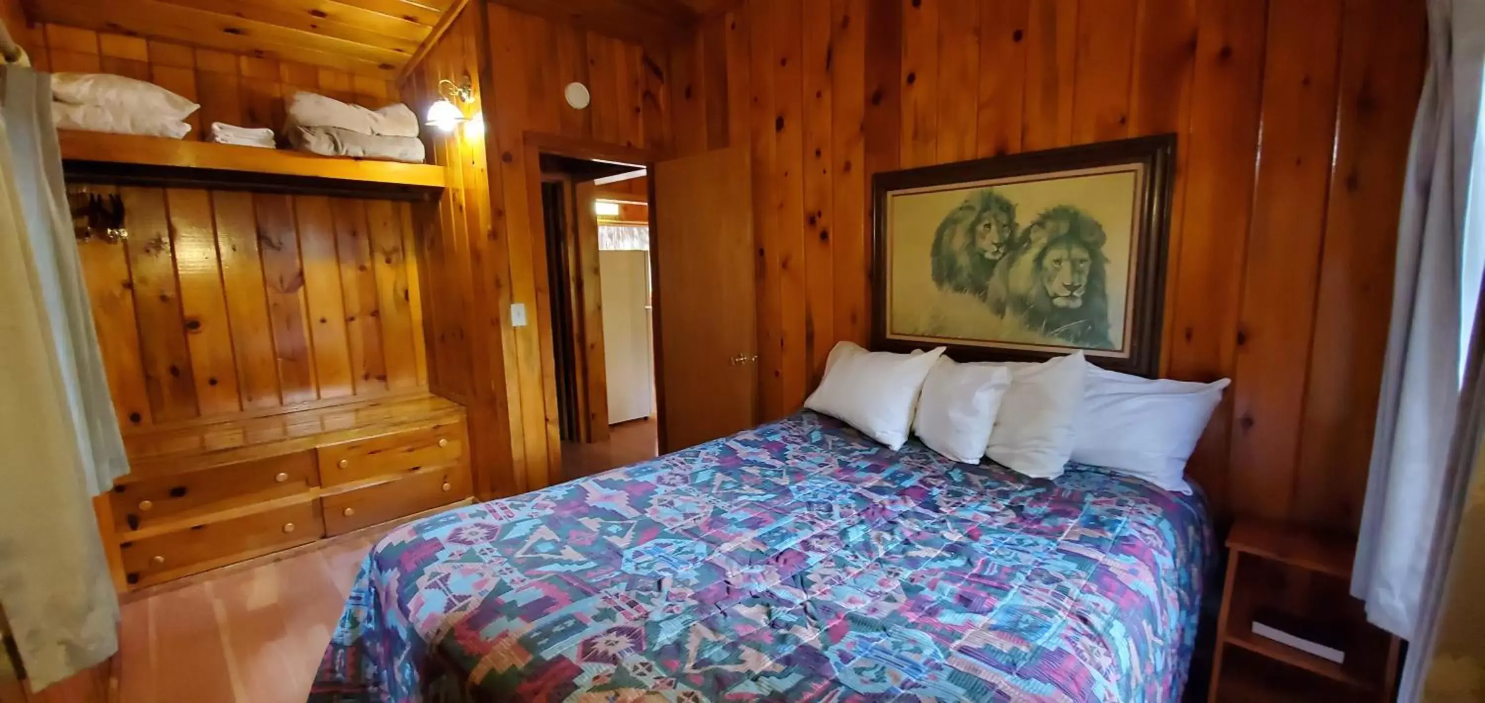 Bed in Fern River Resort
