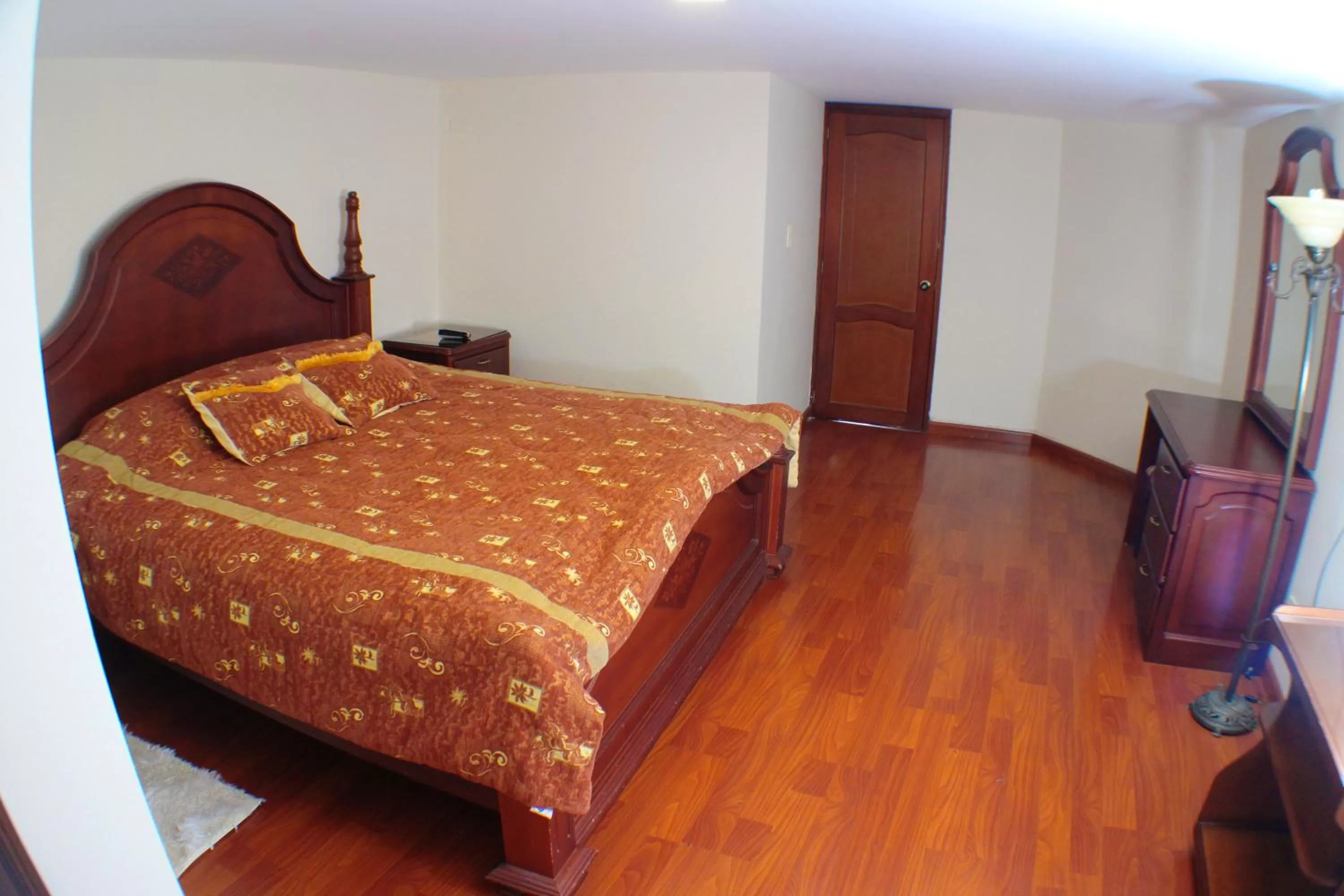 Bed in Hotel Santa Isabel 2