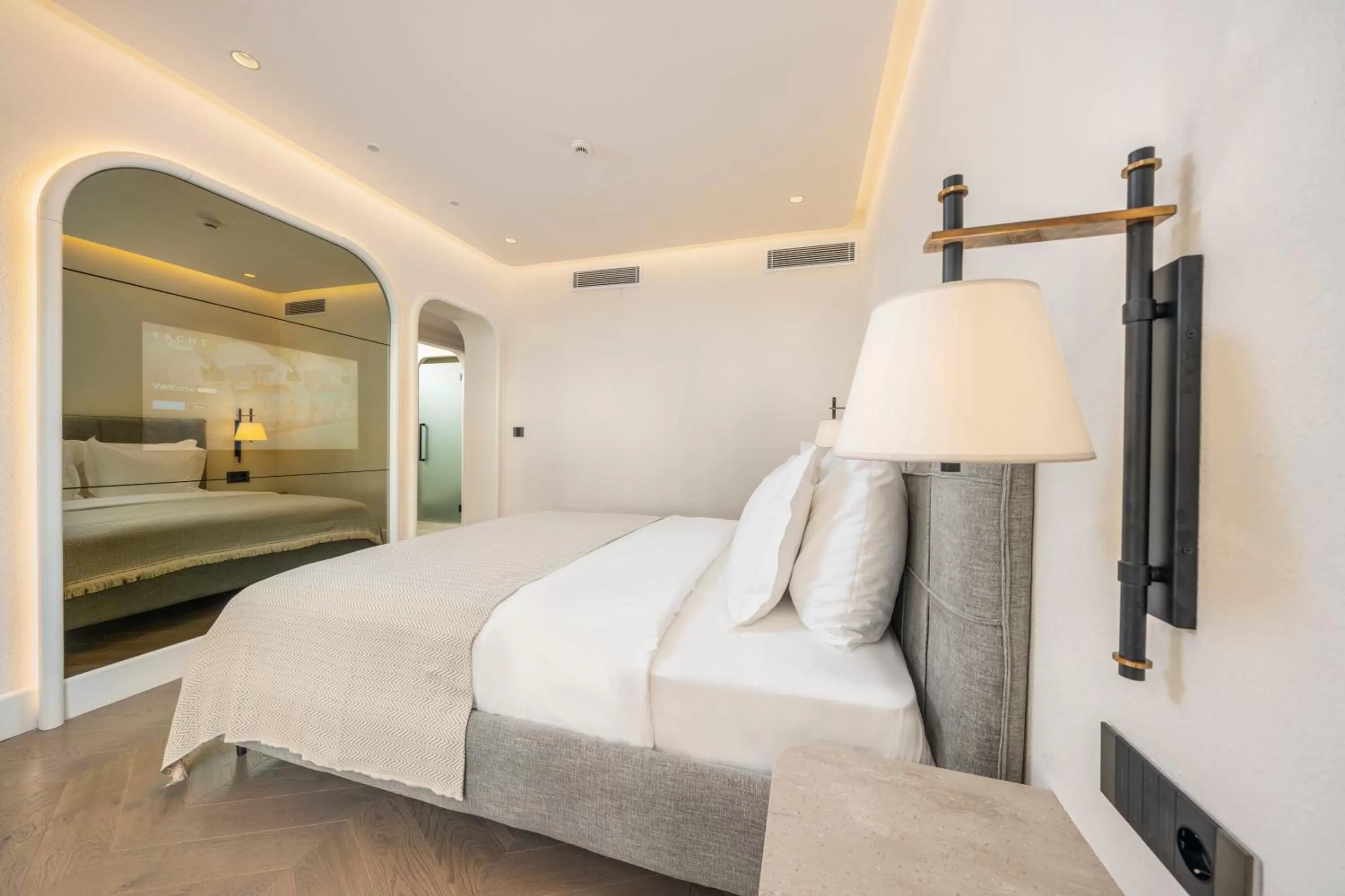 Junior Suite in Yacht Classic Hotel - Boutique Class