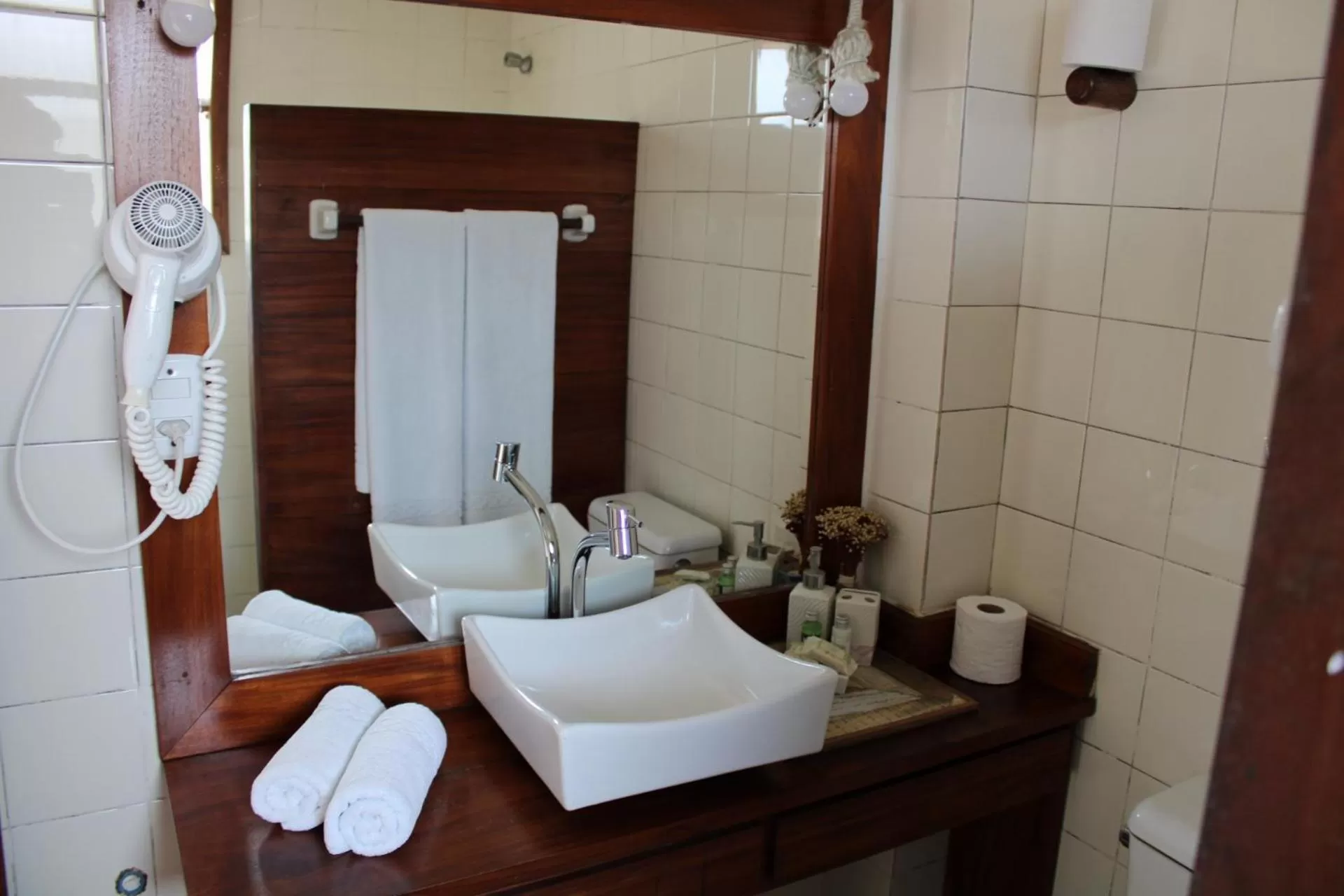 Standard Double or Twin Room with Sea View in Pousada dos Hibiscus