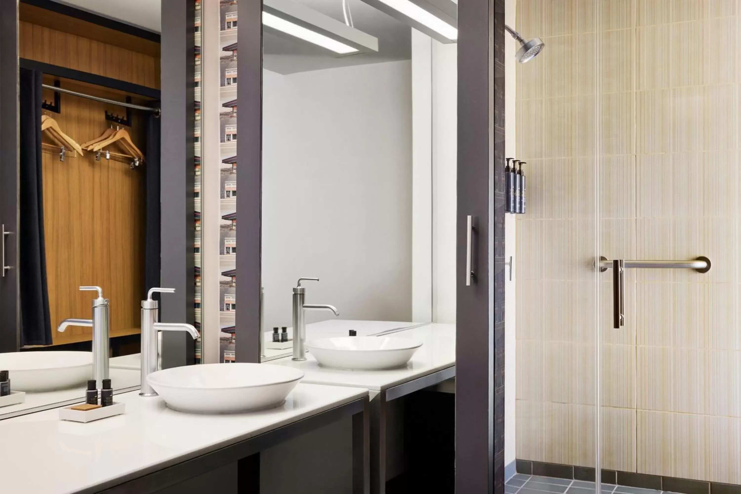 Bathroom in Aloft Leawood-Overland Park