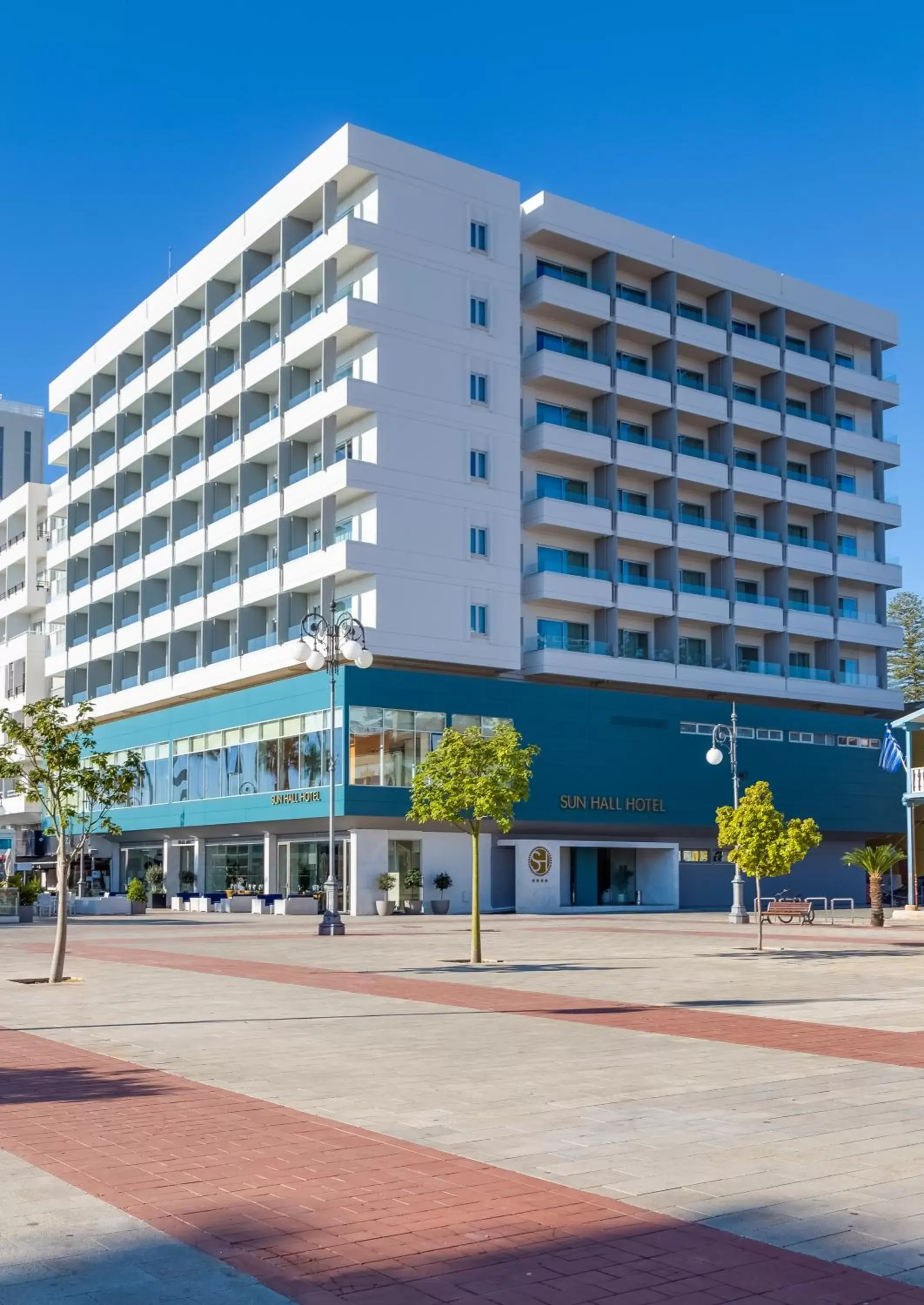 Property Building in Sun Hall Hotel