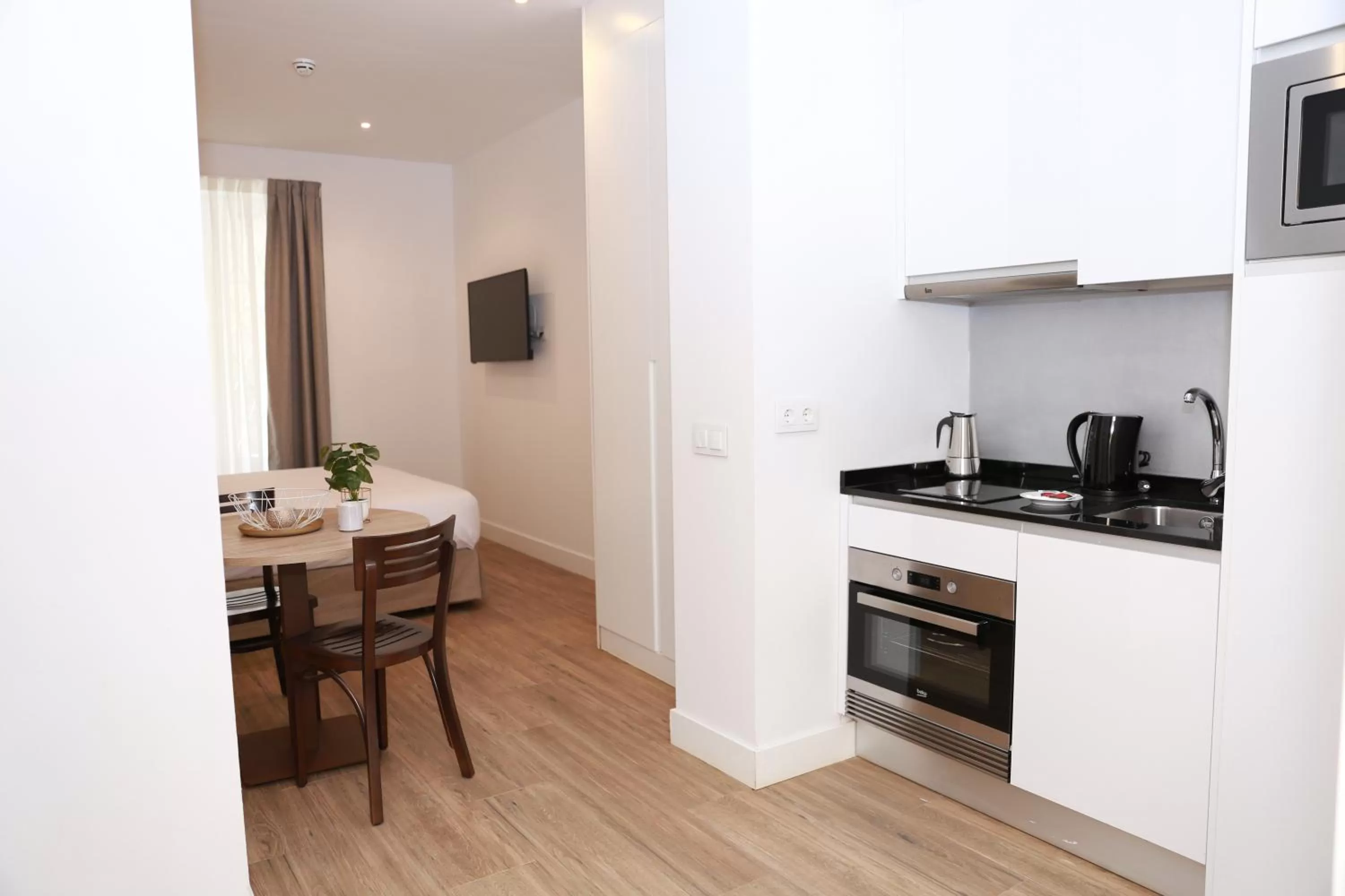 Kitchen or kitchenette in New Point Opera