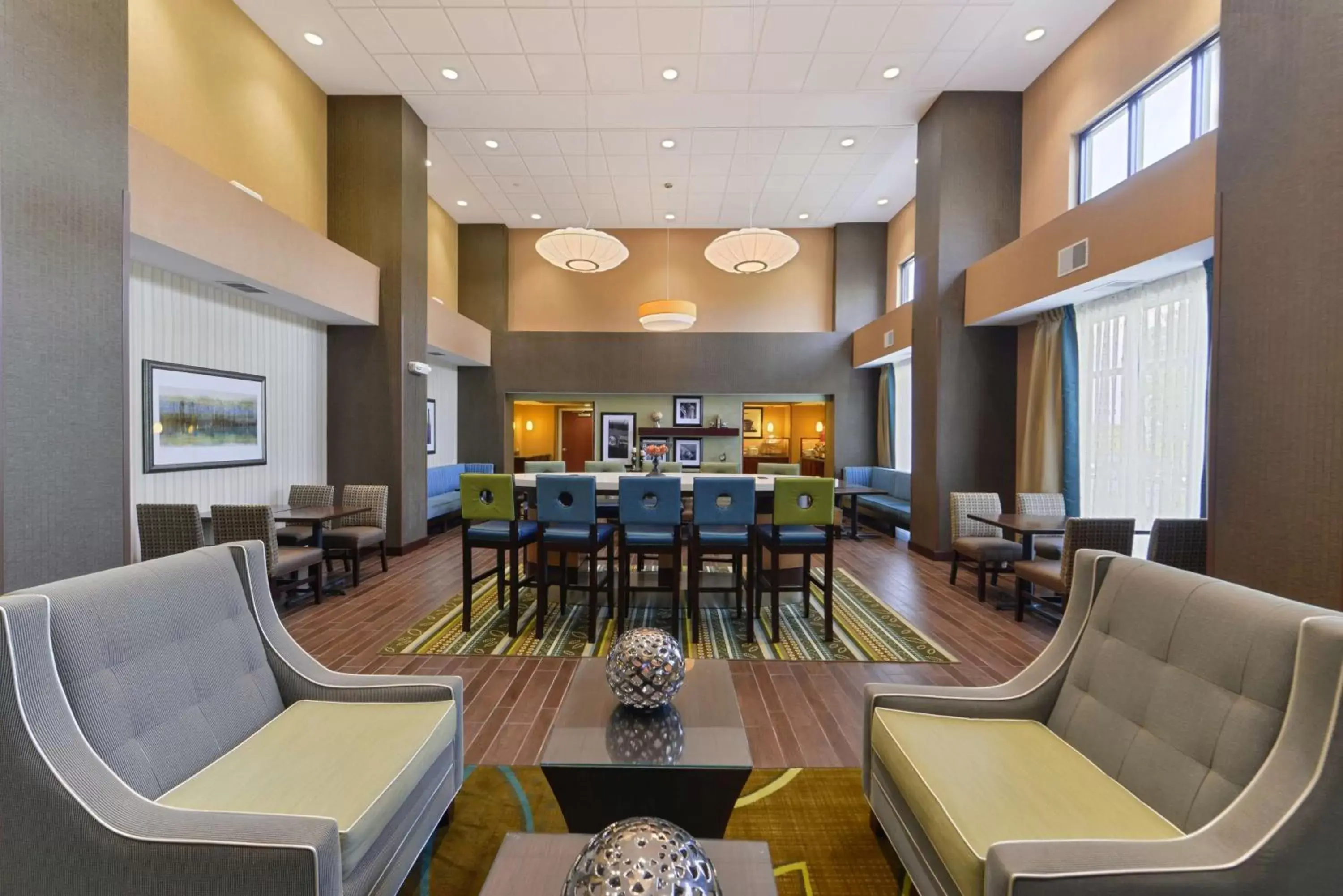 Lobby or reception, Restaurant/Places to Eat in Hampton Inn & Suites St. Louis - Edwardsville