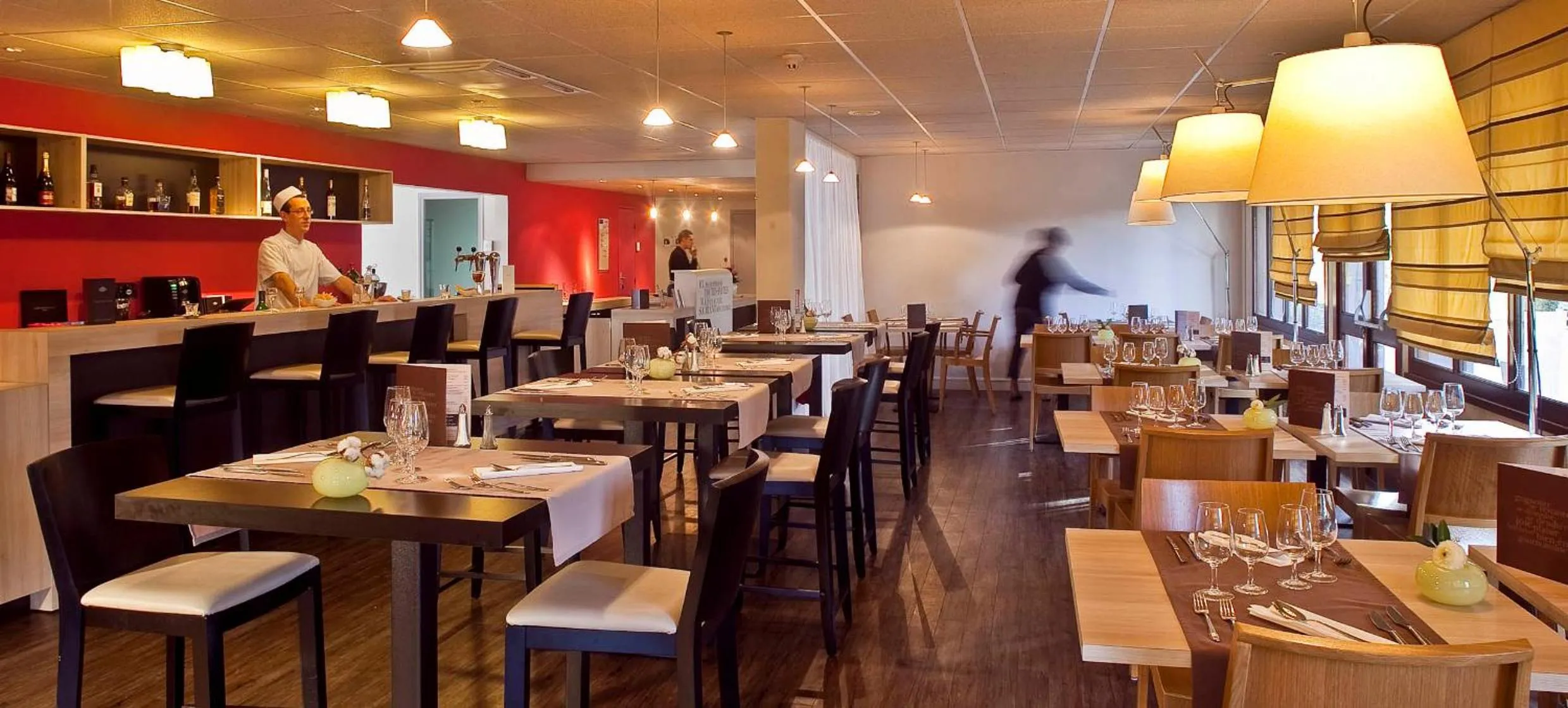 Restaurant/places to eat in Kyriad Tours Sud - Chambray Lès Tours